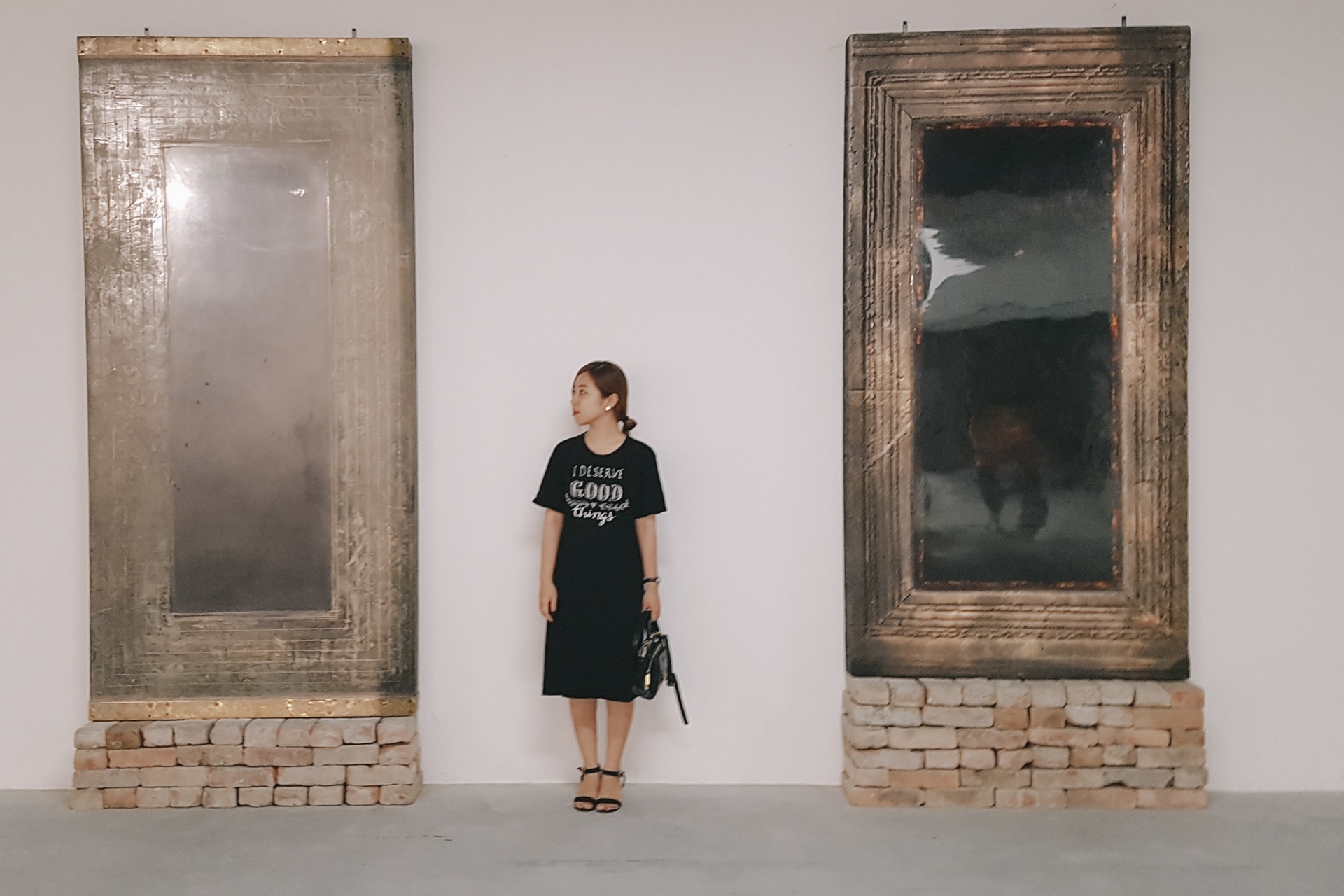 diem check in song ao o trung tam nghe thuat duong dai anh 12