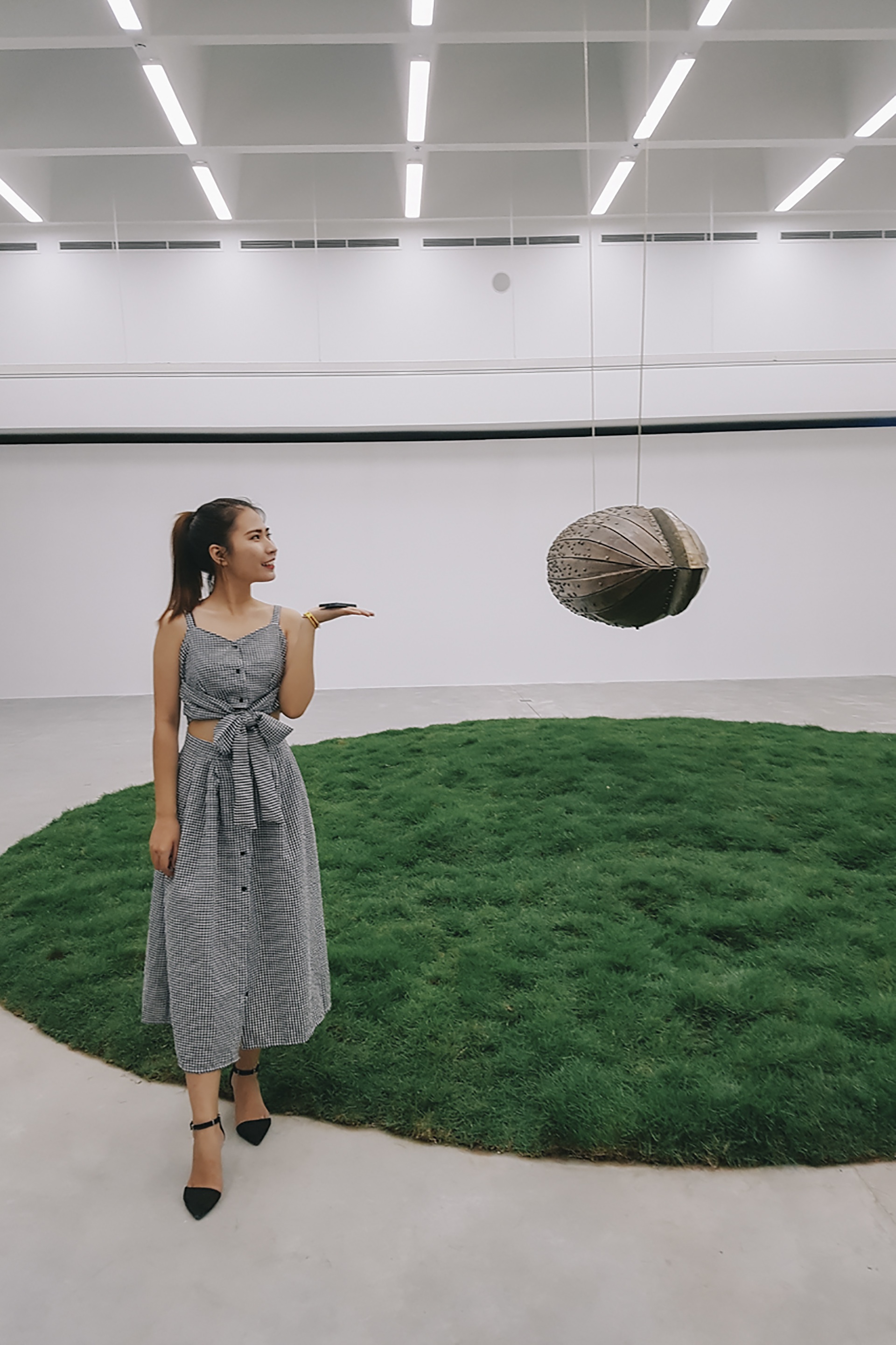 diem check in song ao o trung tam nghe thuat duong dai anh 16