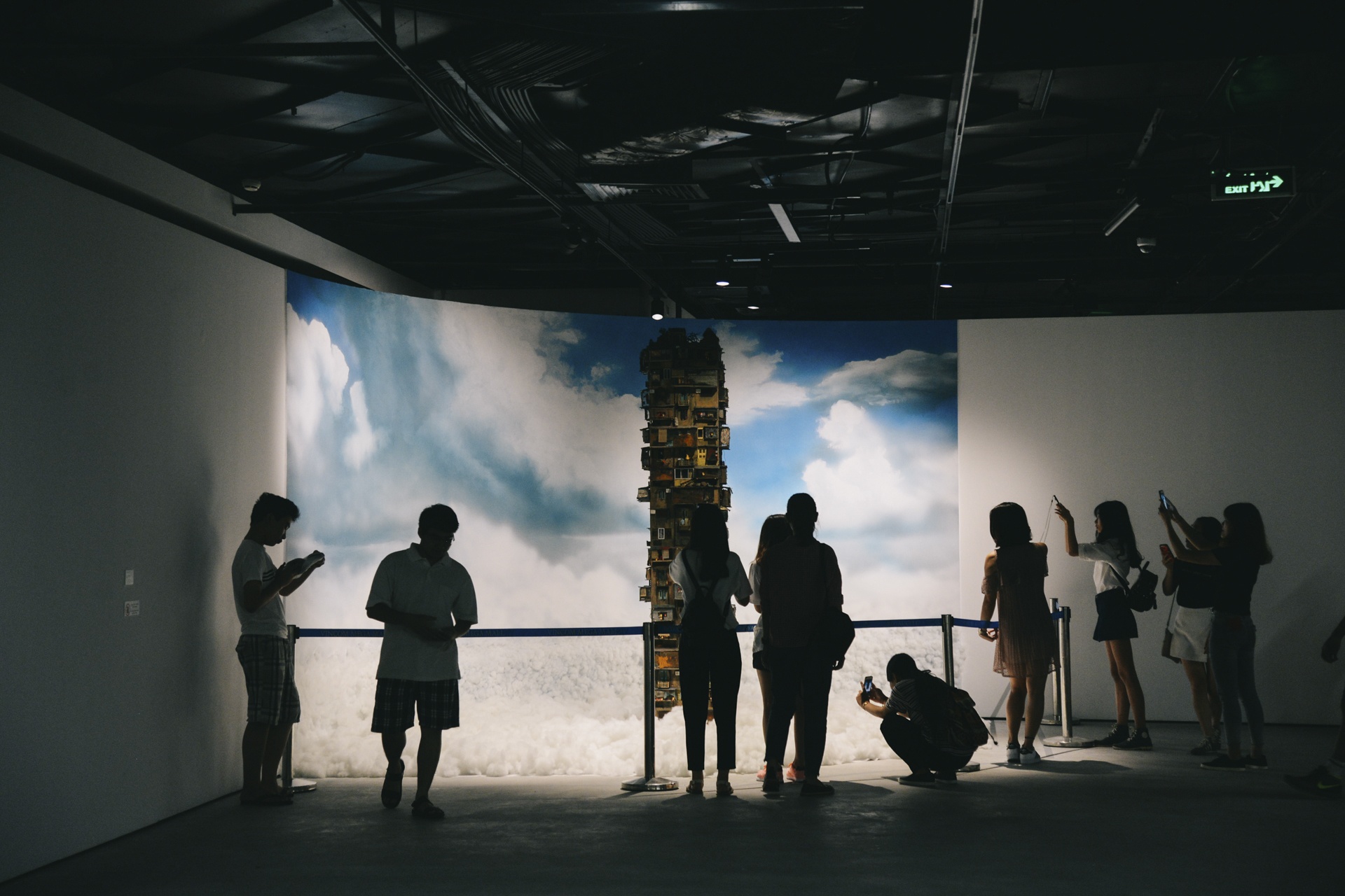 diem check in song ao o trung tam nghe thuat duong dai anh 1