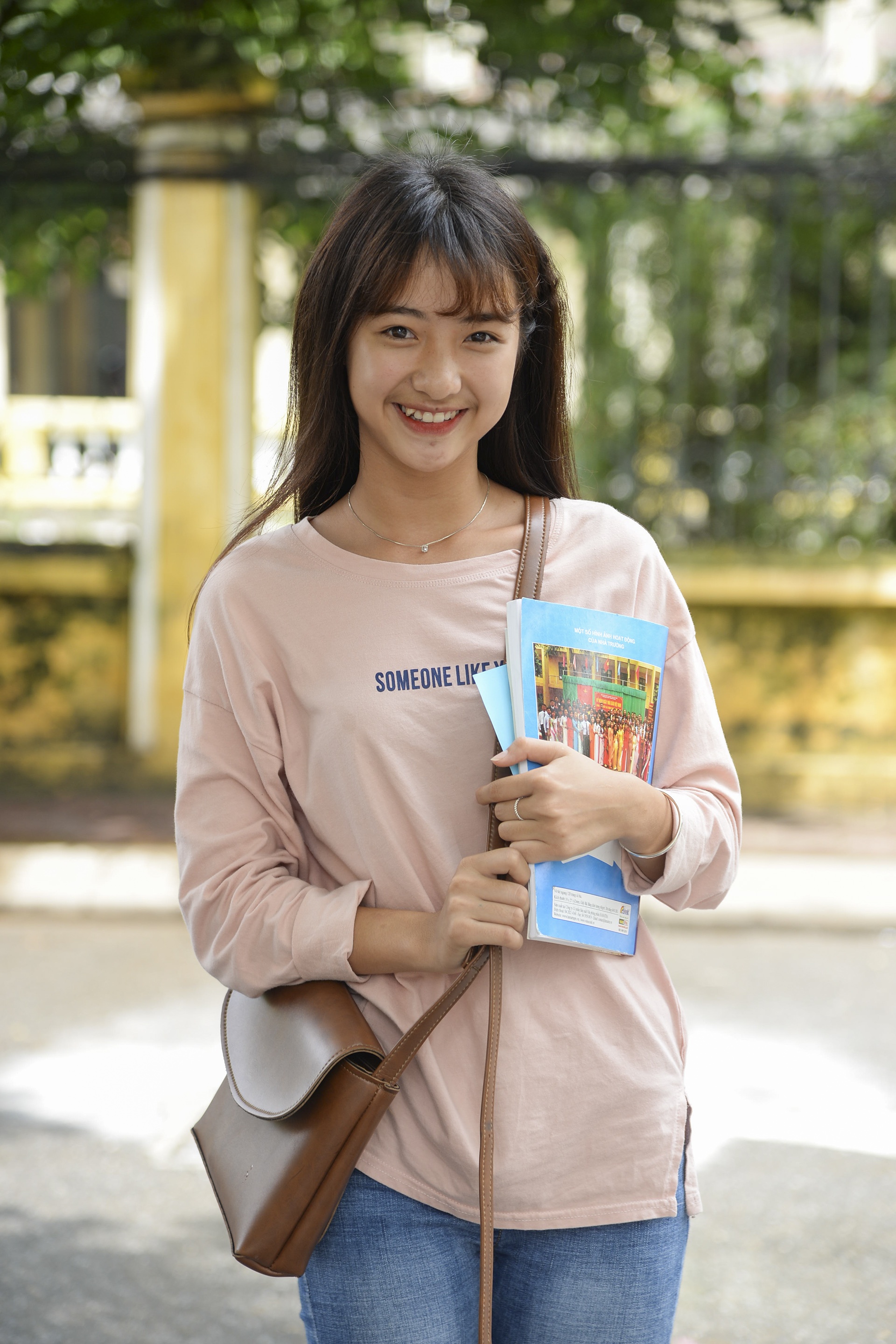 Thi sinh thi san khau dien anh anh 6