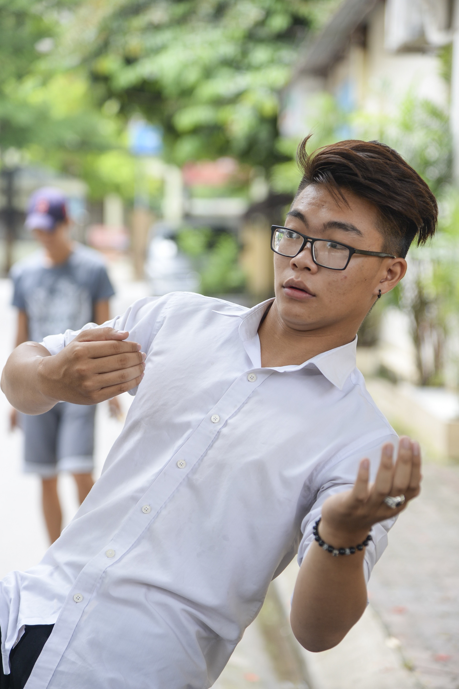 Thi sinh thi san khau dien anh anh 9