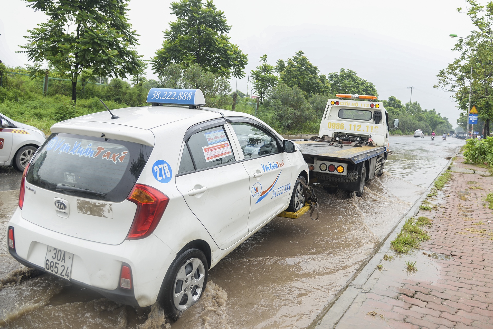 ham chui dai lo thang long ngap sau anh 9