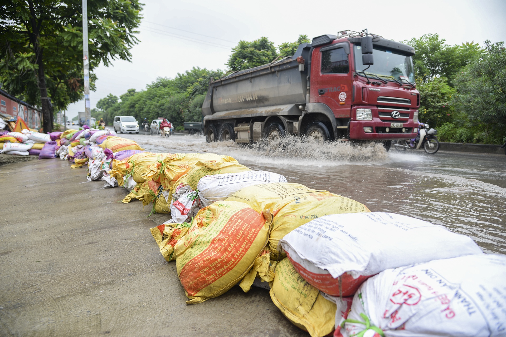 ham chui dai lo thang long ngap sau anh 11