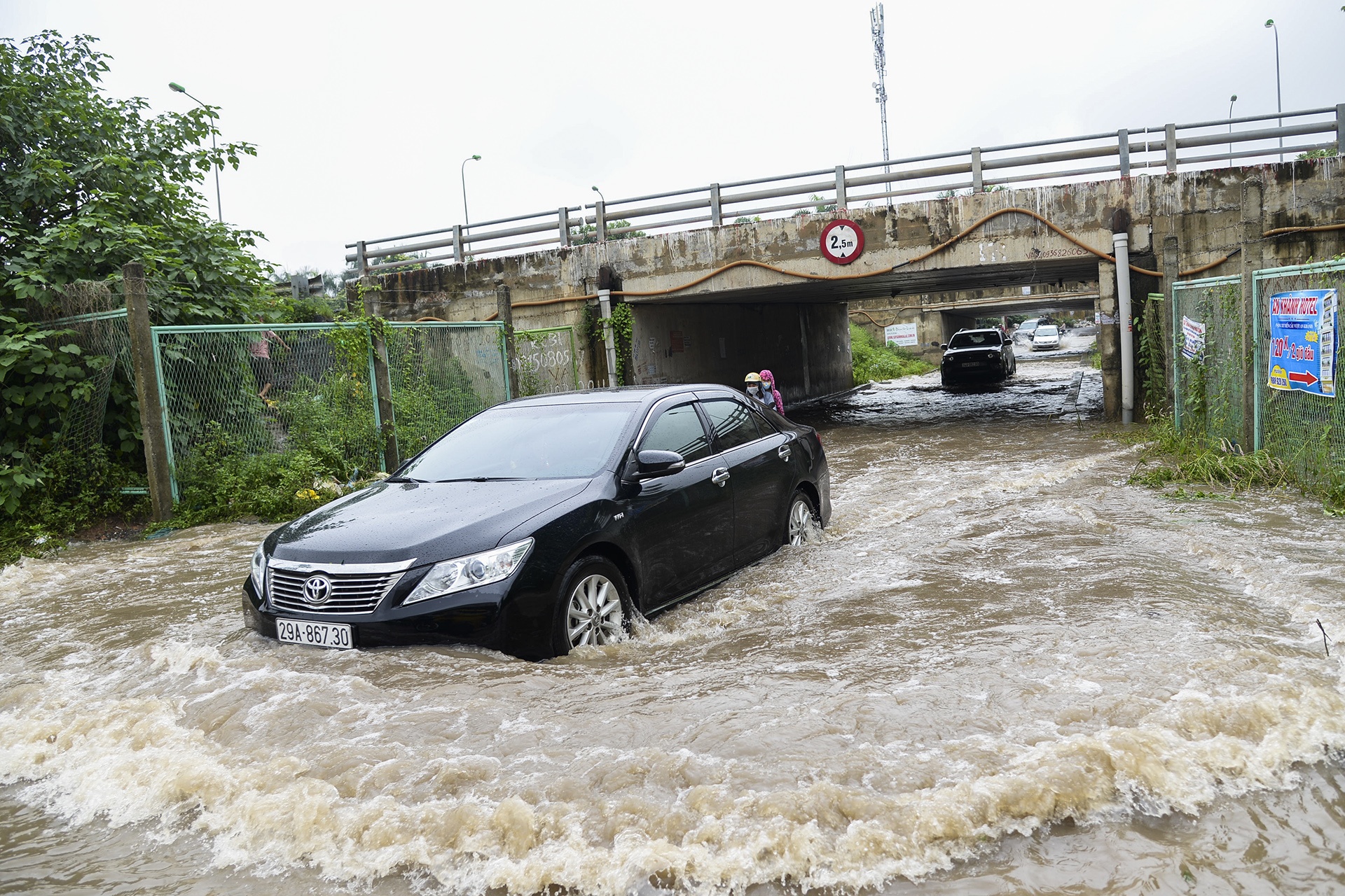 ham chui dai lo thang long ngap sau anh 13