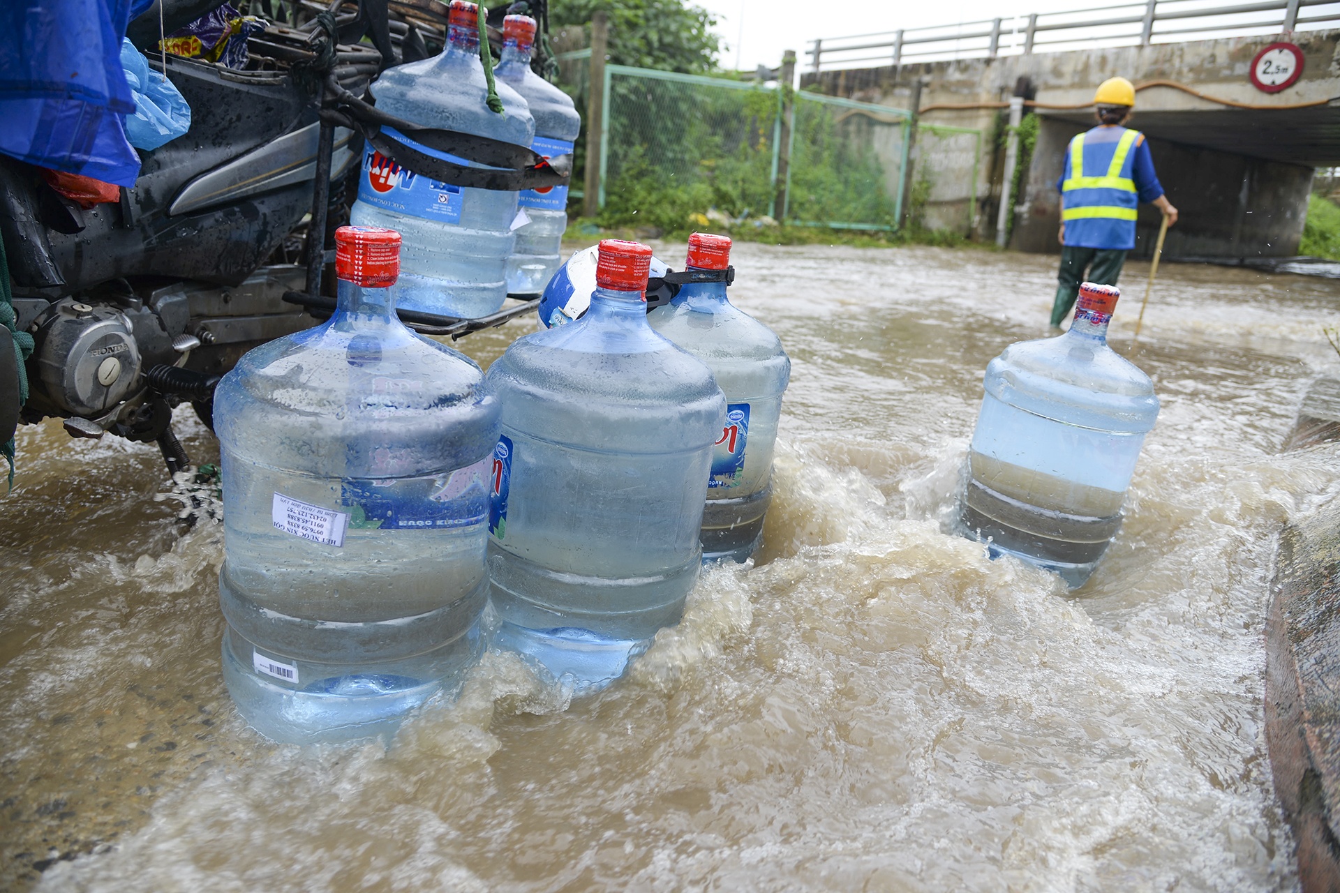ham chui dai lo thang long ngap sau anh 7
