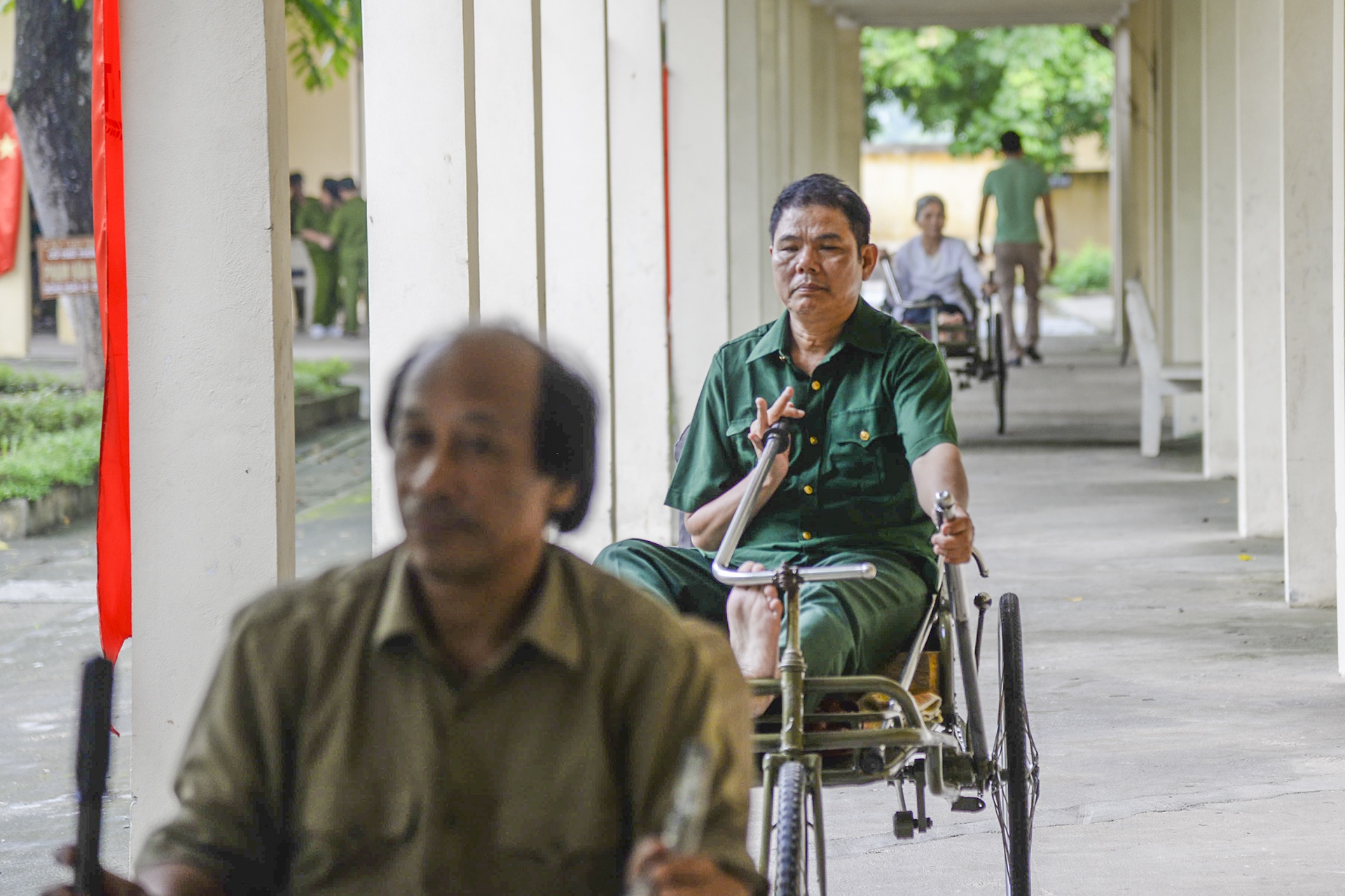 nguoi linh buoc ra tu cuoc chien anh 14