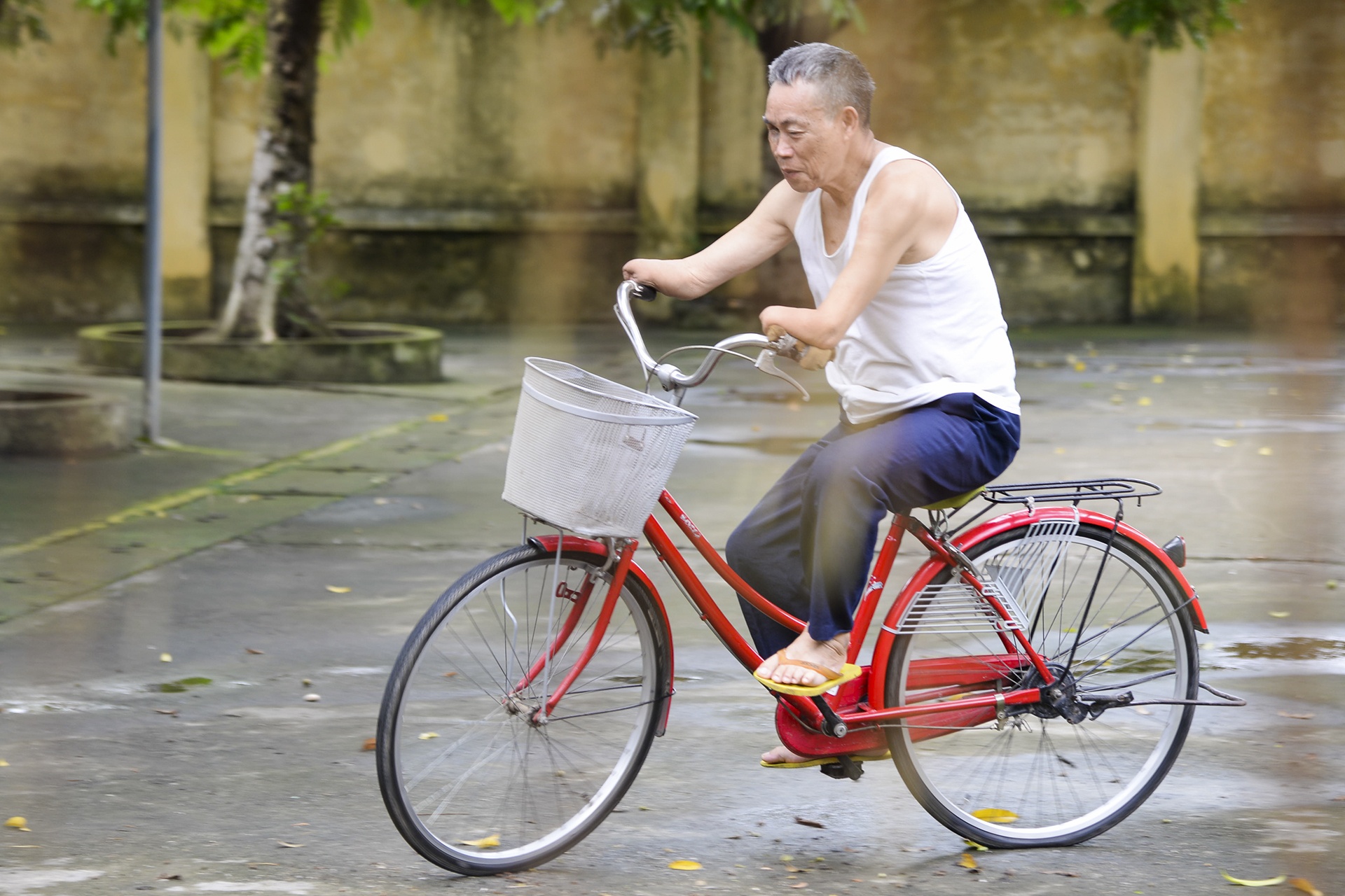 nguoi linh buoc ra tu cuoc chien anh 5