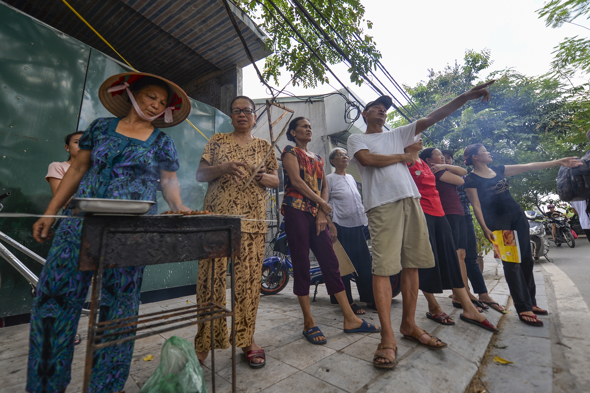 người dân phản đối phố đi bộ Trịnh Công Sơn ảnh 11 nguoi dan phan doi pho di bo Trinh Cong Son anh 11