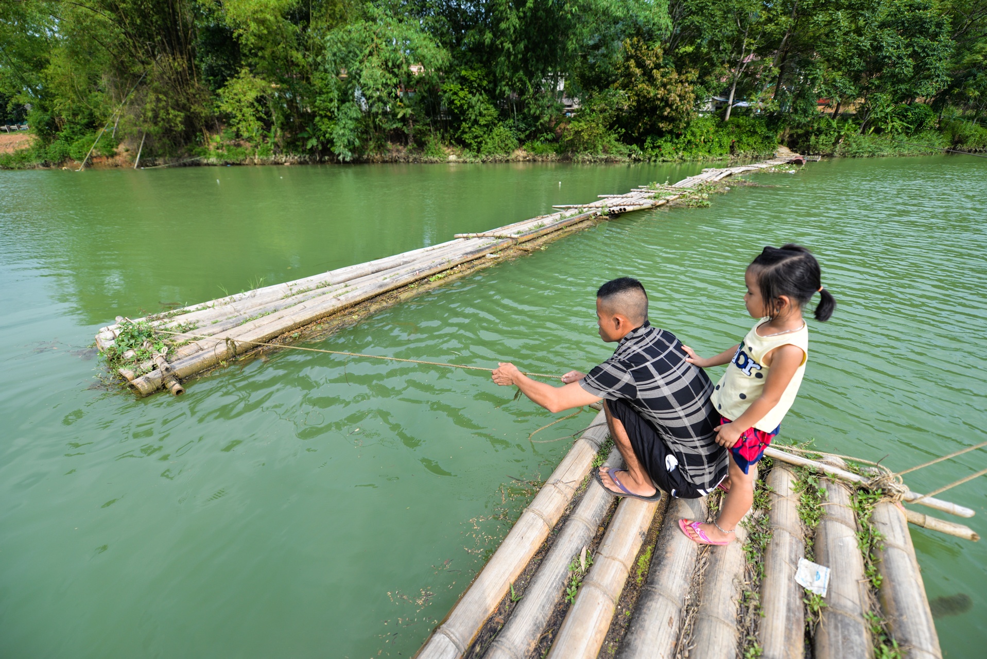 cau tre tam o Lang Son anh 6