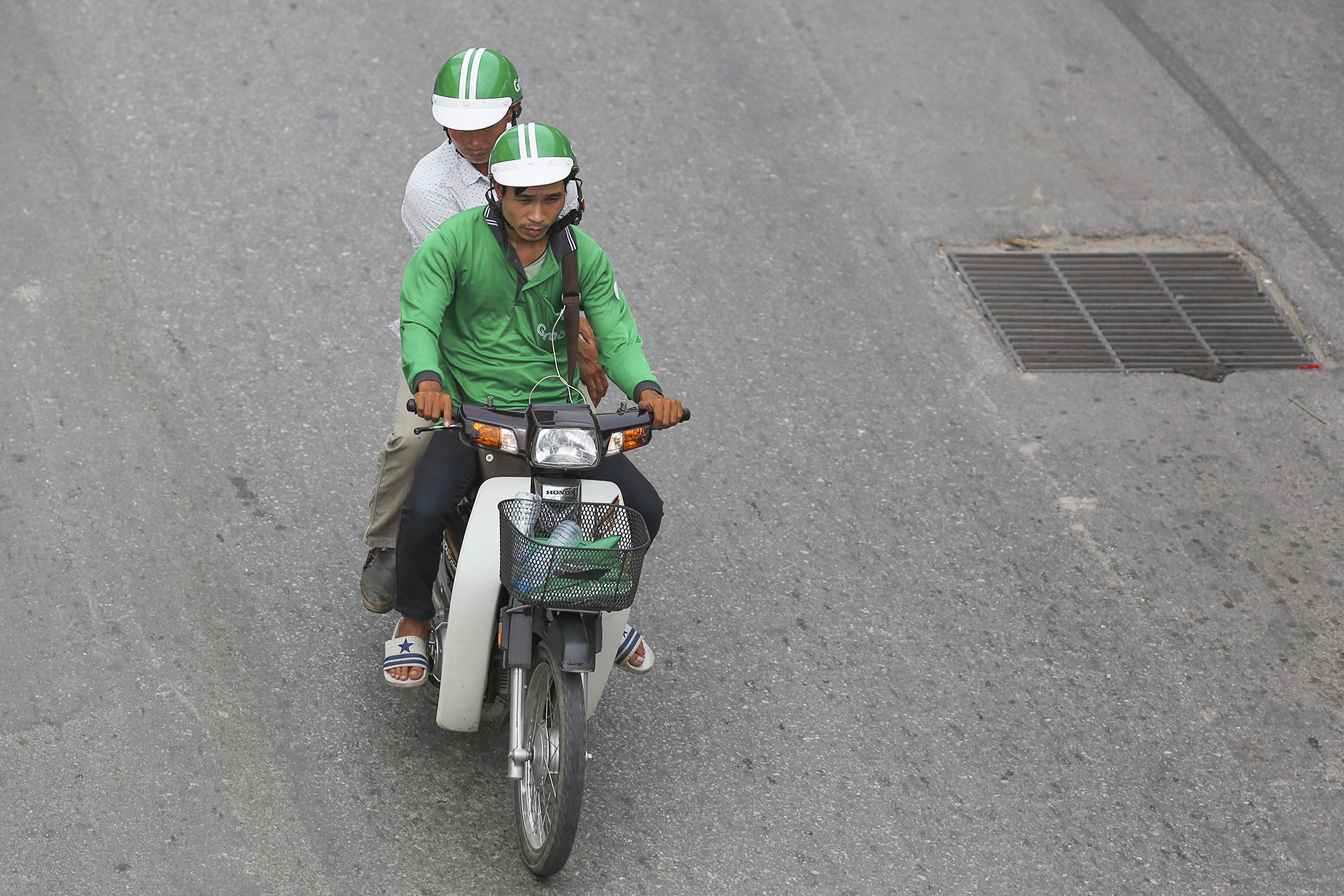 xe Grab vi pham giao thong anh 11