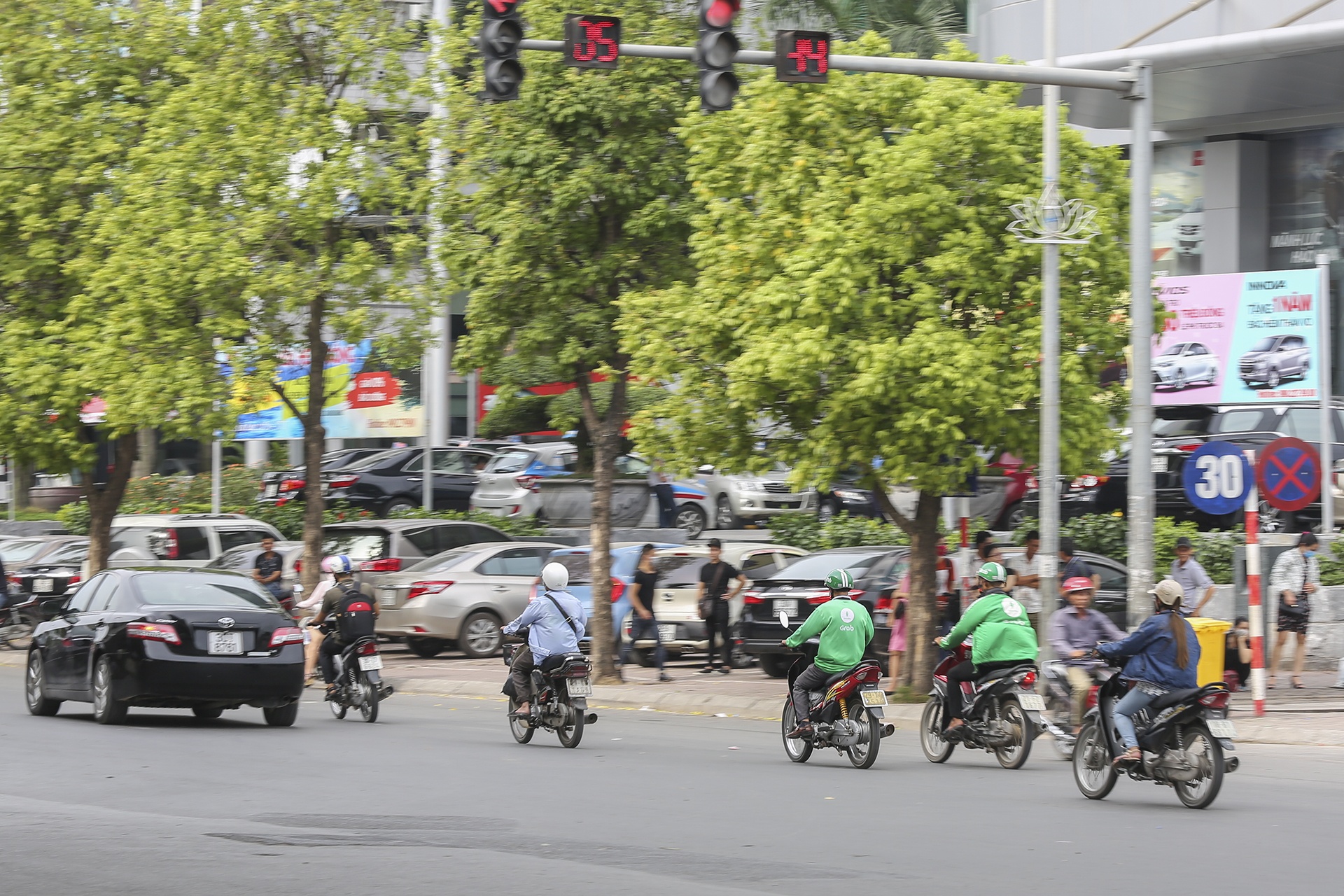 xe Grab vi pham giao thong anh 4