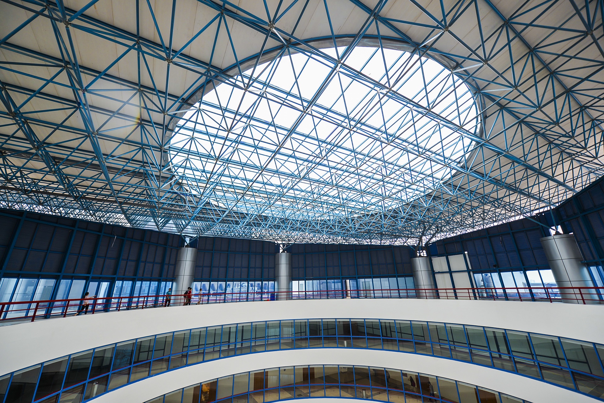 toa nha the ky DH kinh te quoc dan anh 12