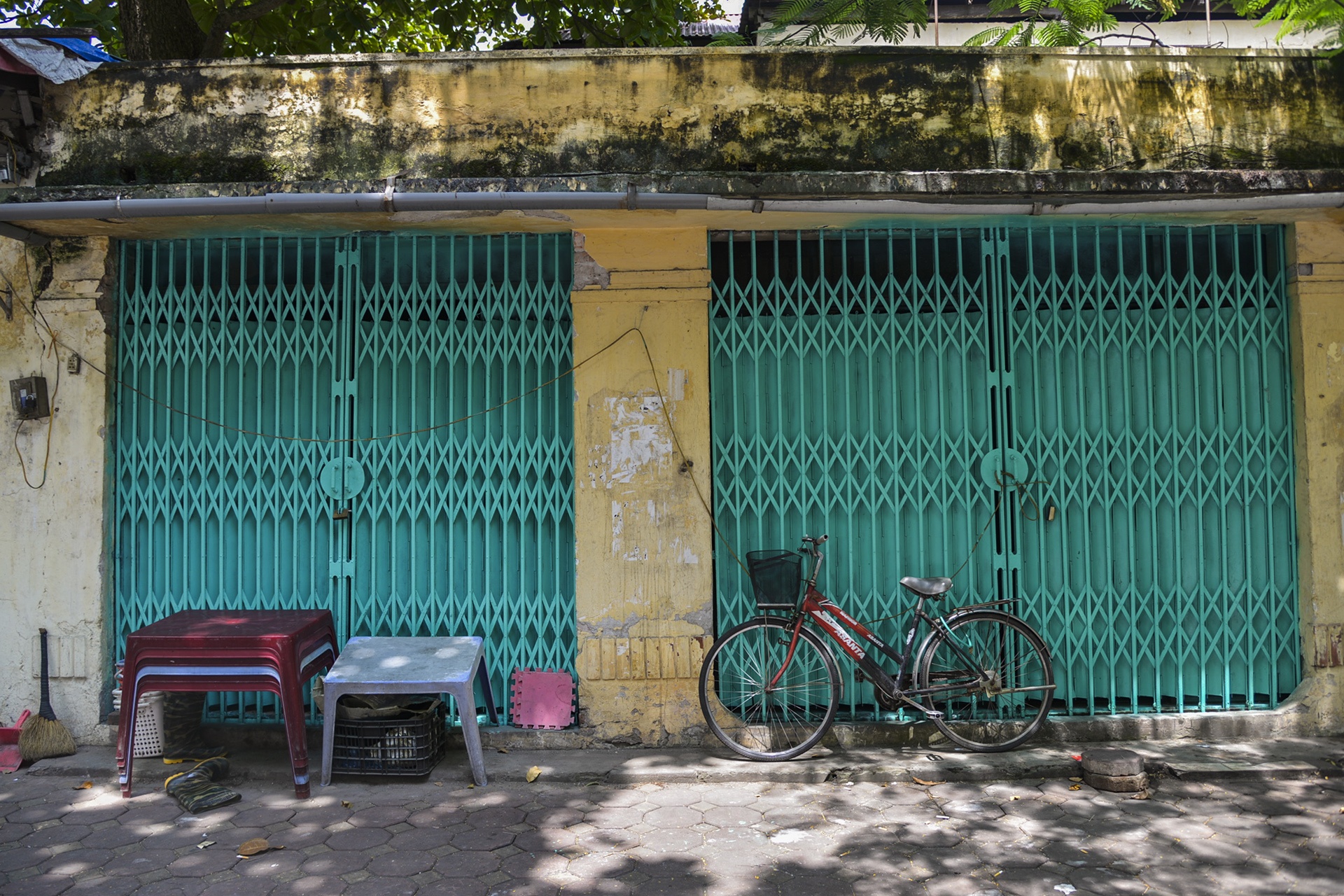 Can canh ben trong Hang phim truyen Viet Nam anh 4