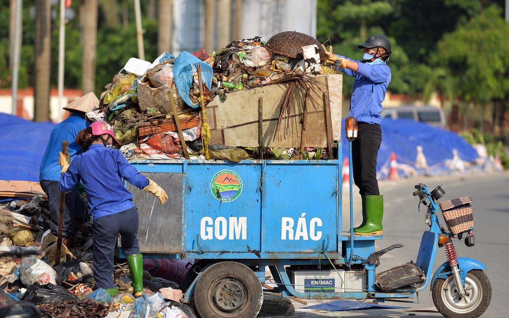 'Nui rac' dai hang tram met ngap thi xa hinh anh