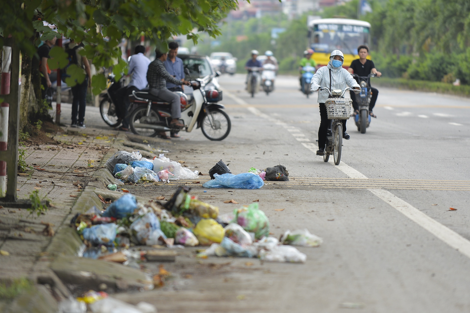 Rac bua vay thi xa Son Tay anh 3