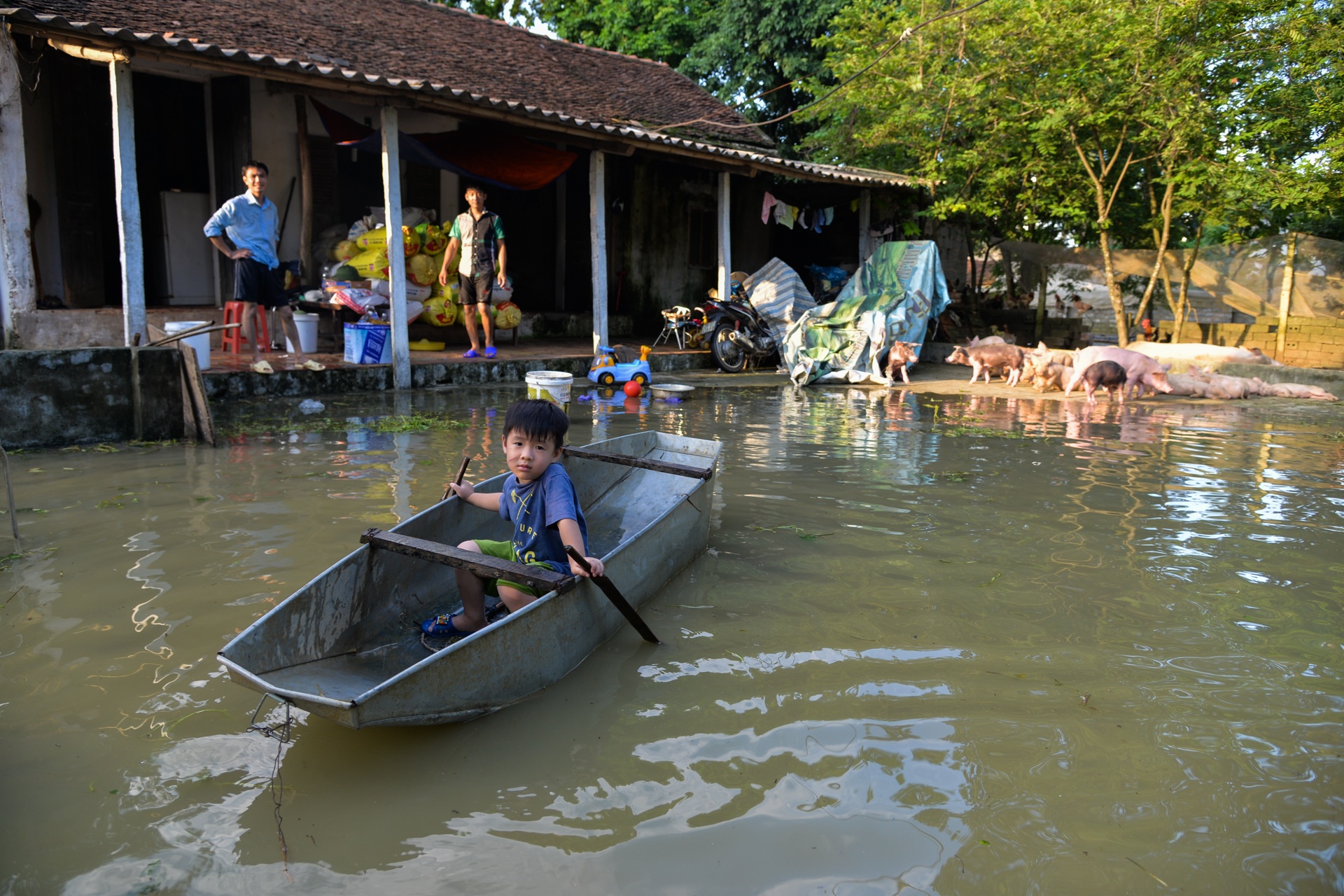 cuoc song nguoi dan dao lon do lu anh 13