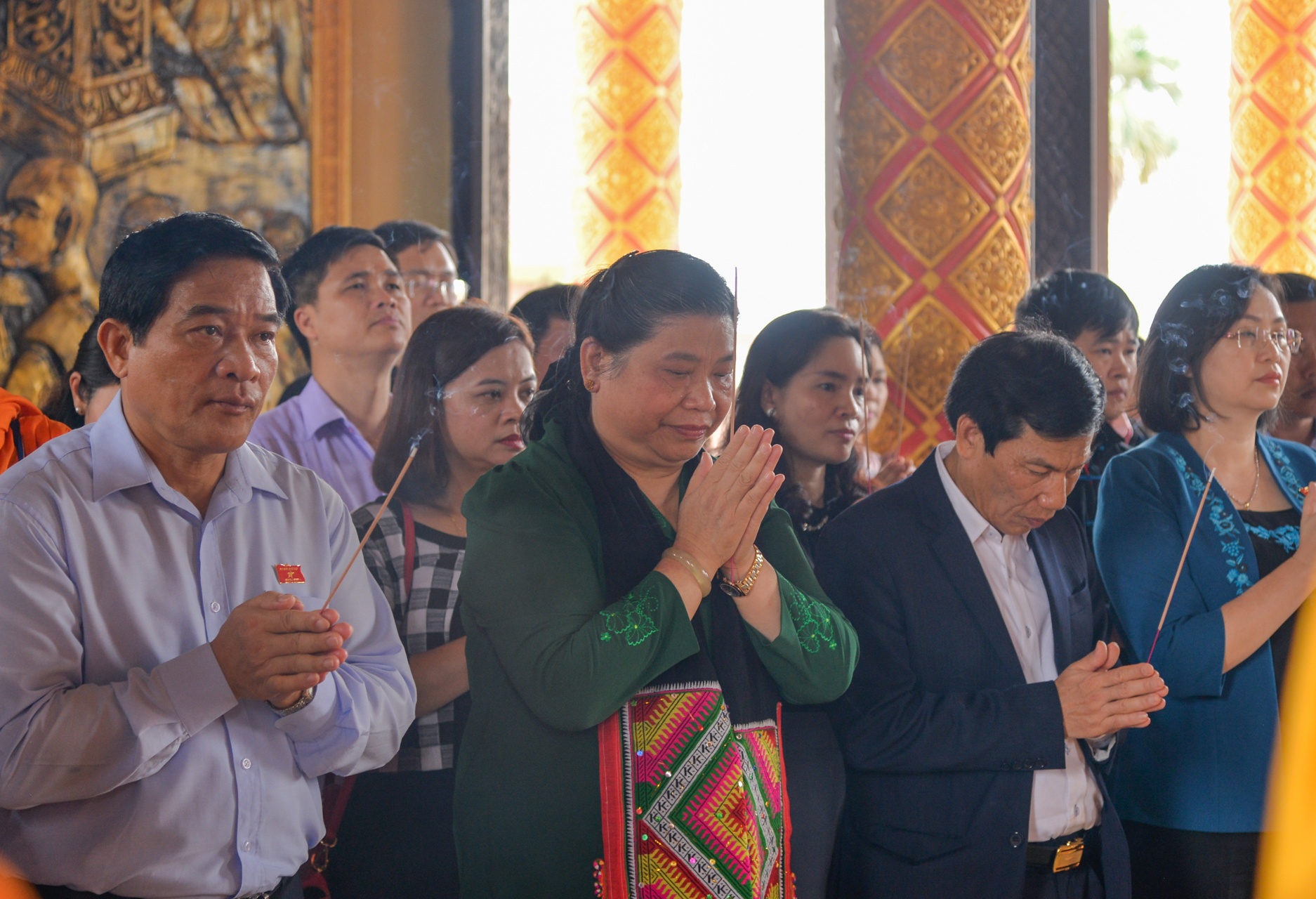 lang van hoa cac dan toc viet nam anh 8