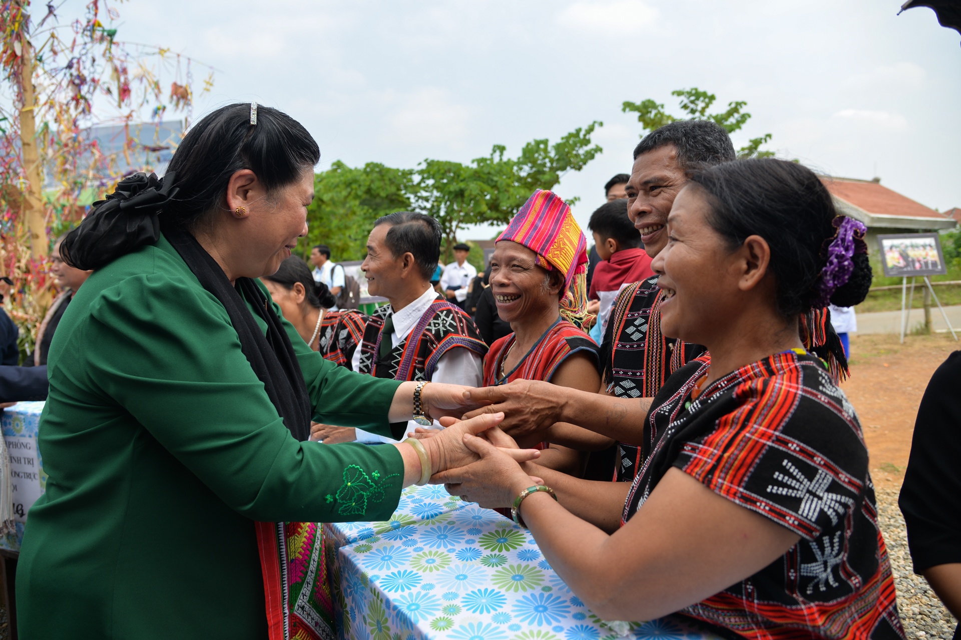 lang van hoa cac dan toc viet nam anh 15