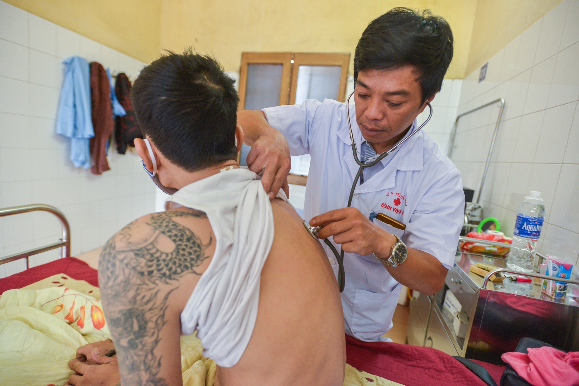 Nhung benh nhan quanh nam khong nguoi den tham hinh anh