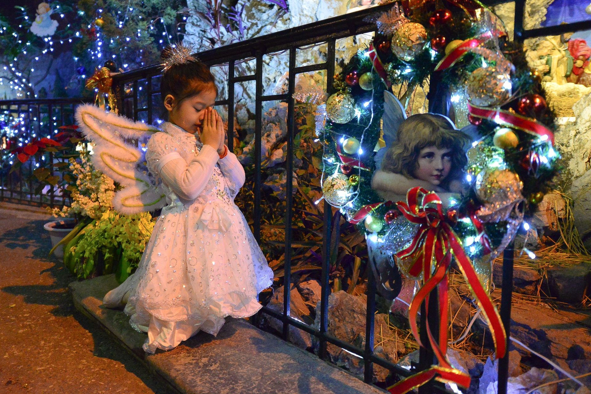 nha tho Ha Noi trang hoang don Noel anh 2