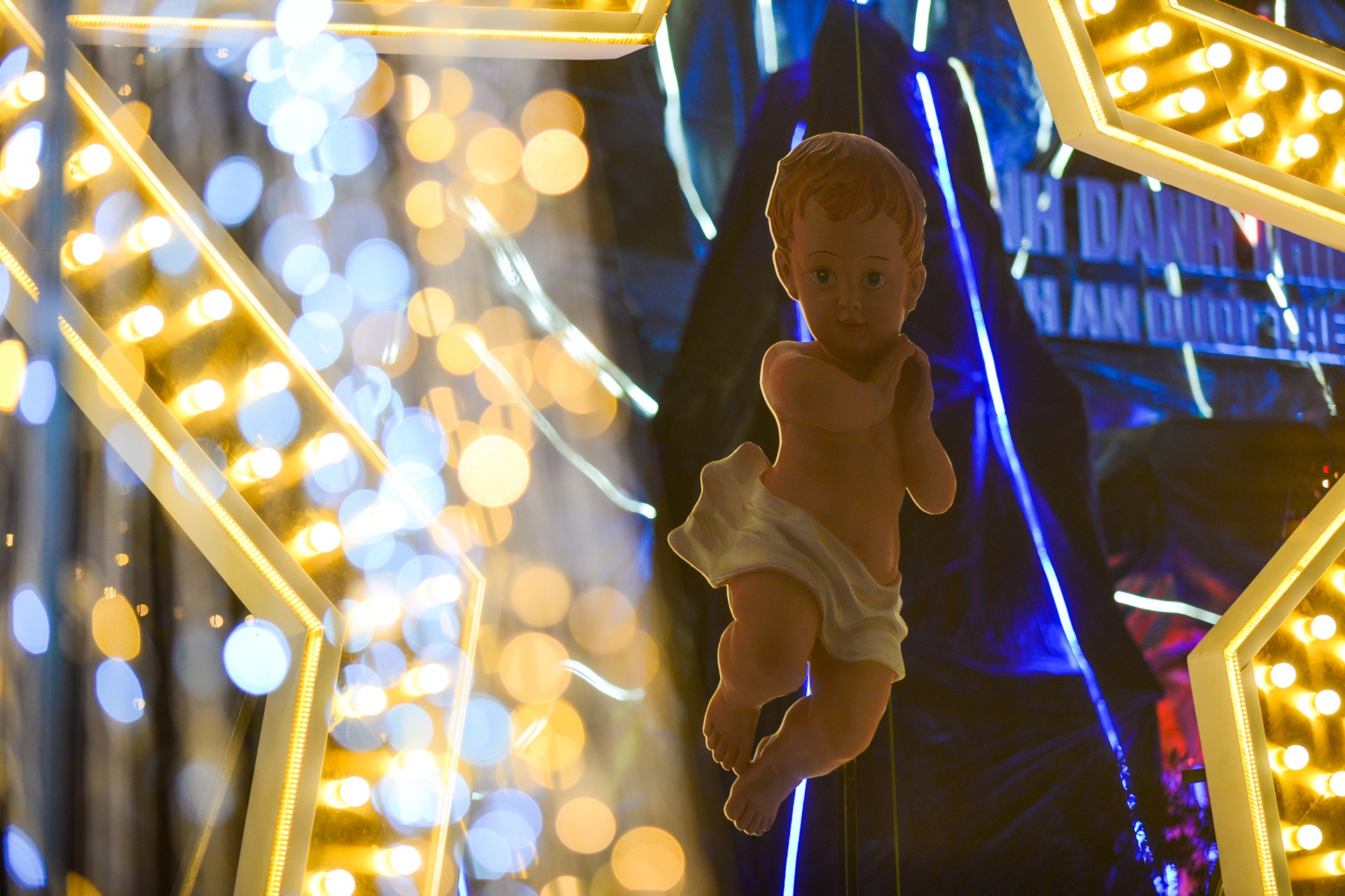 nha tho Ha Noi trang hoang don Noel anh 9