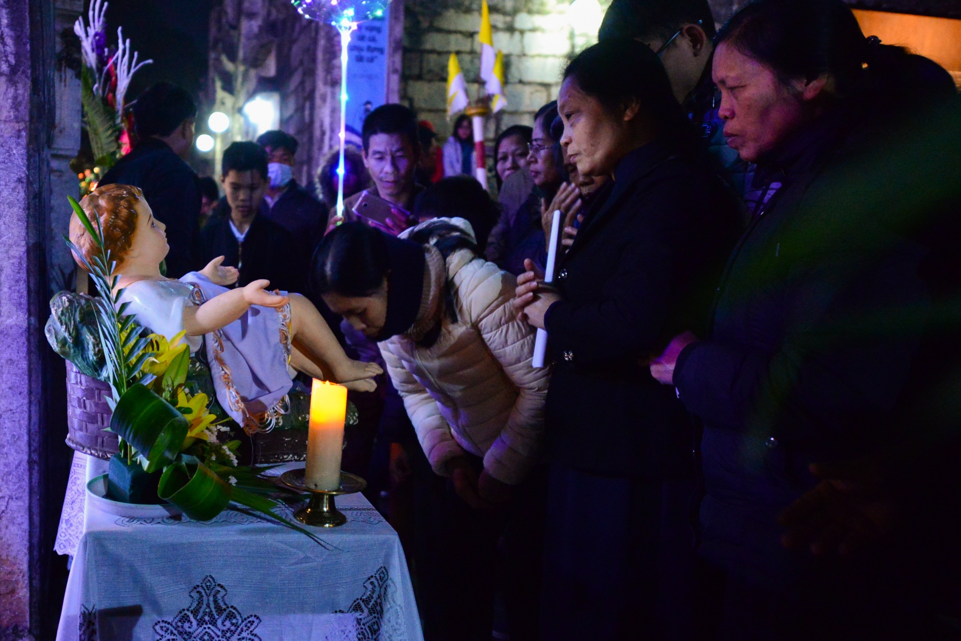 giang sinh o nha tho da Phat Diem anh 15