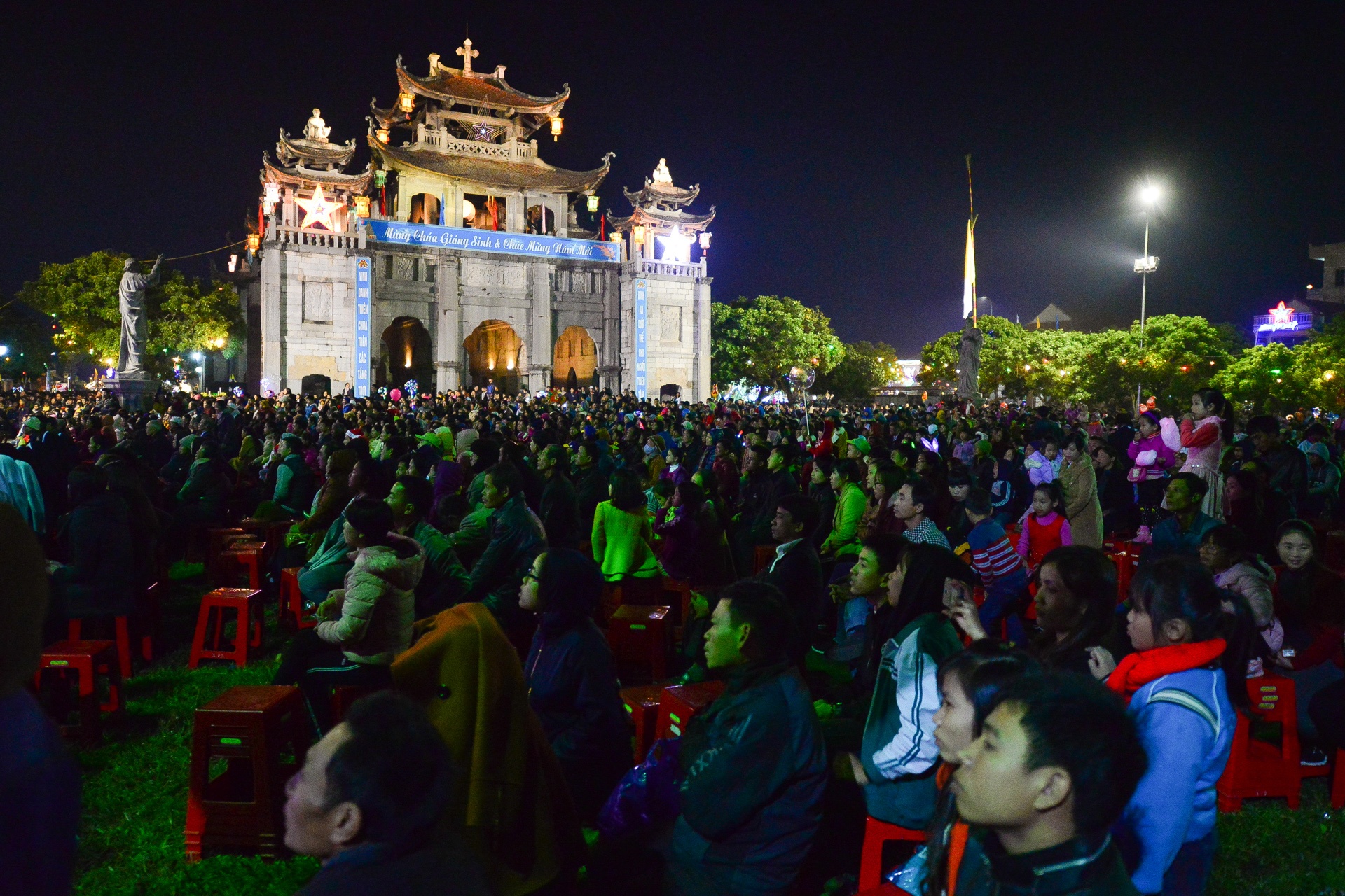 giang sinh o nha tho da Phat Diem anh 4