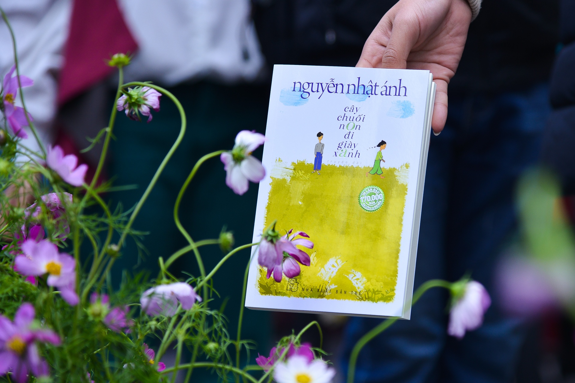 Nha van Nguyen Nhat Anh ky tang sach anh 8