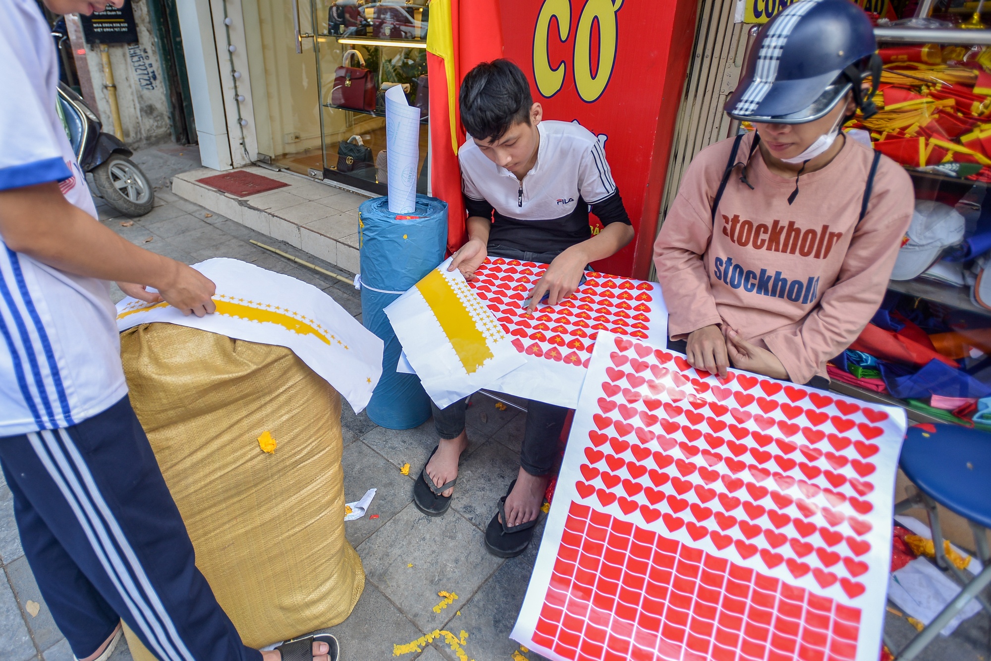 nguoi dan mua co do sao vang co vu U23 anh 3