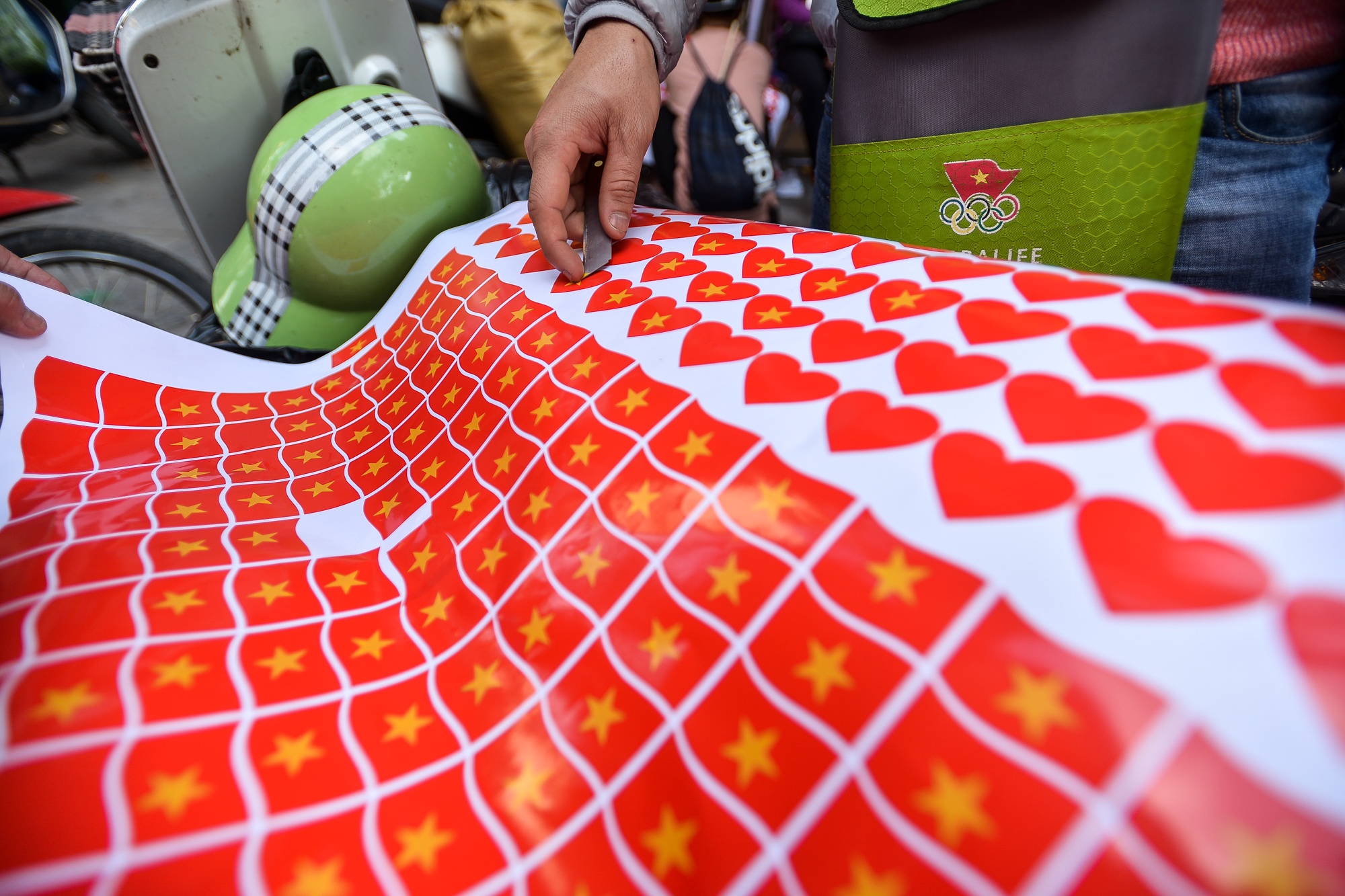 nguoi dan mua co do sao vang co vu U23 anh 5