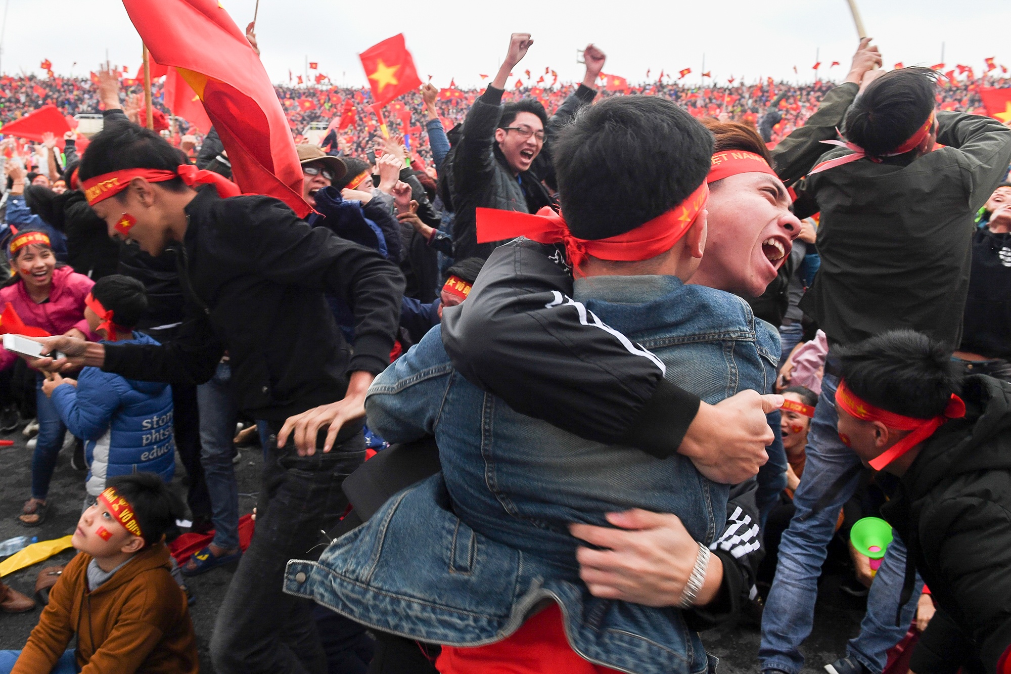 Fanzone cổ vũ U23 ở Mỹ Đình ảnh 18 Fanzone co vu U23 o My Dinh anh 18