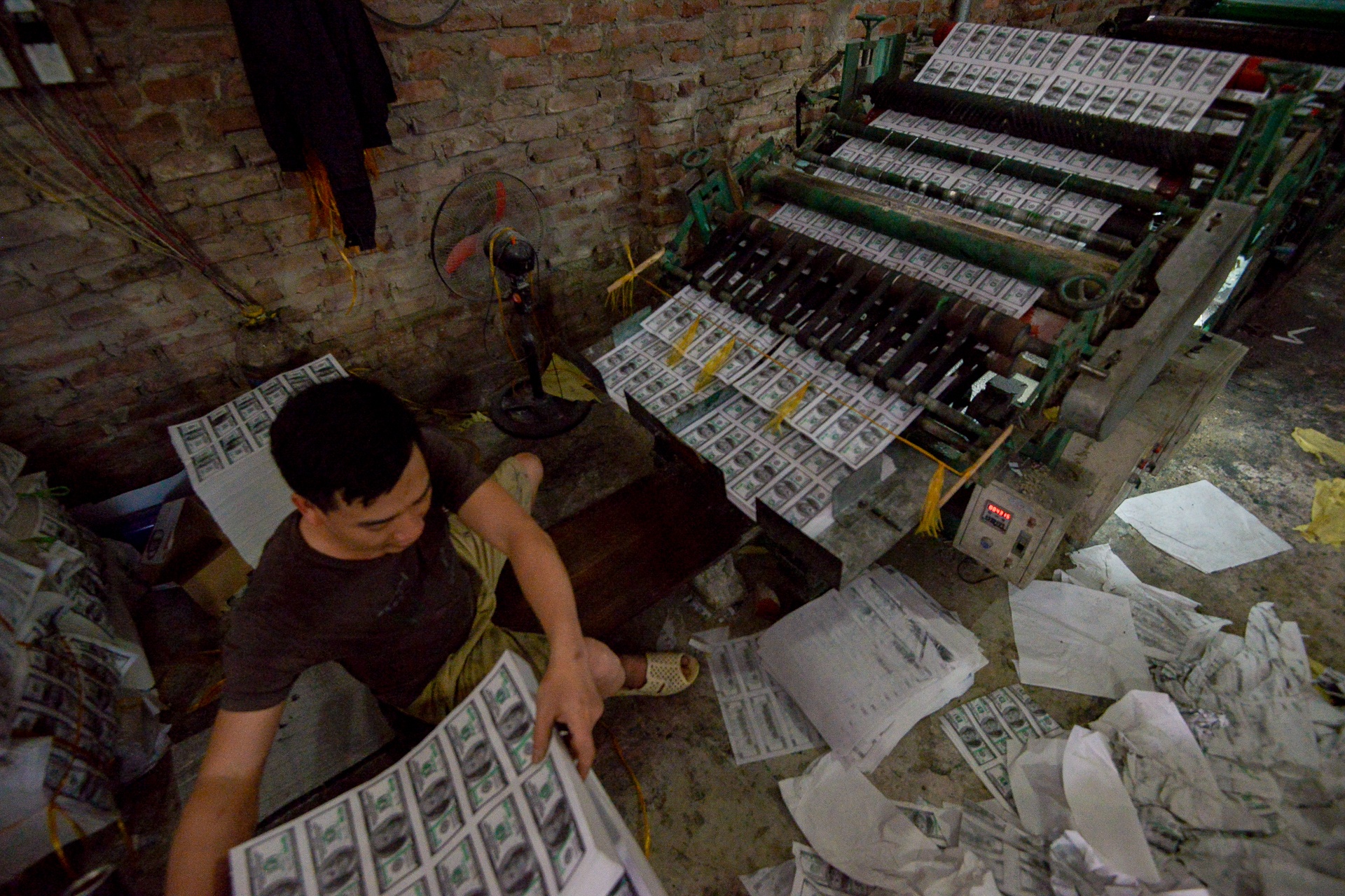 đốt vàng mã ảnh 21 dot vang ma anh 21