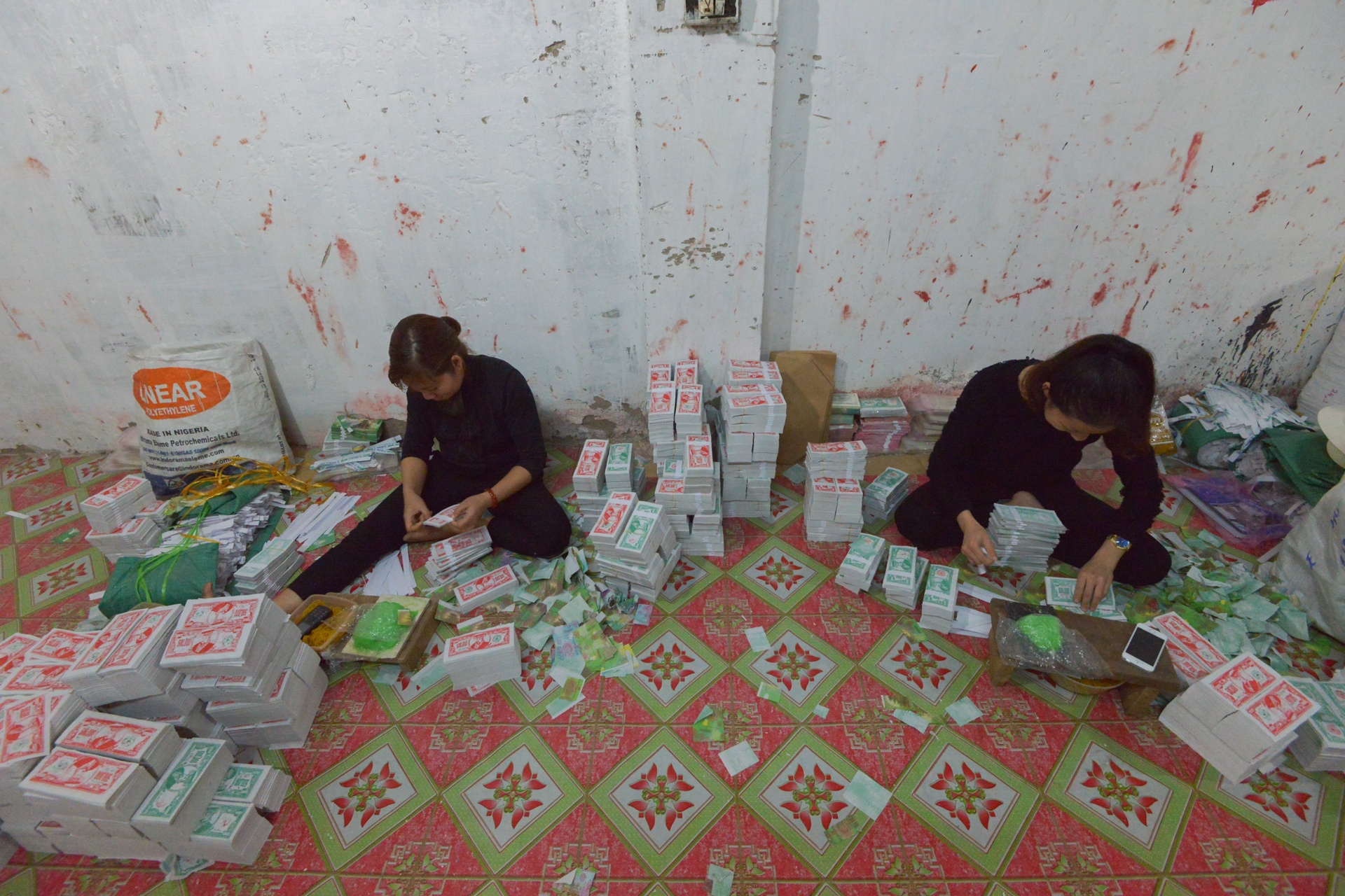 đốt vàng mã ảnh 24 dot vang ma anh 24