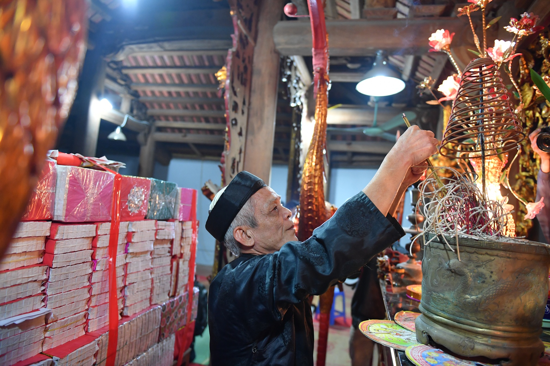 đốt vàng mã ảnh 28 dot vang ma anh 28