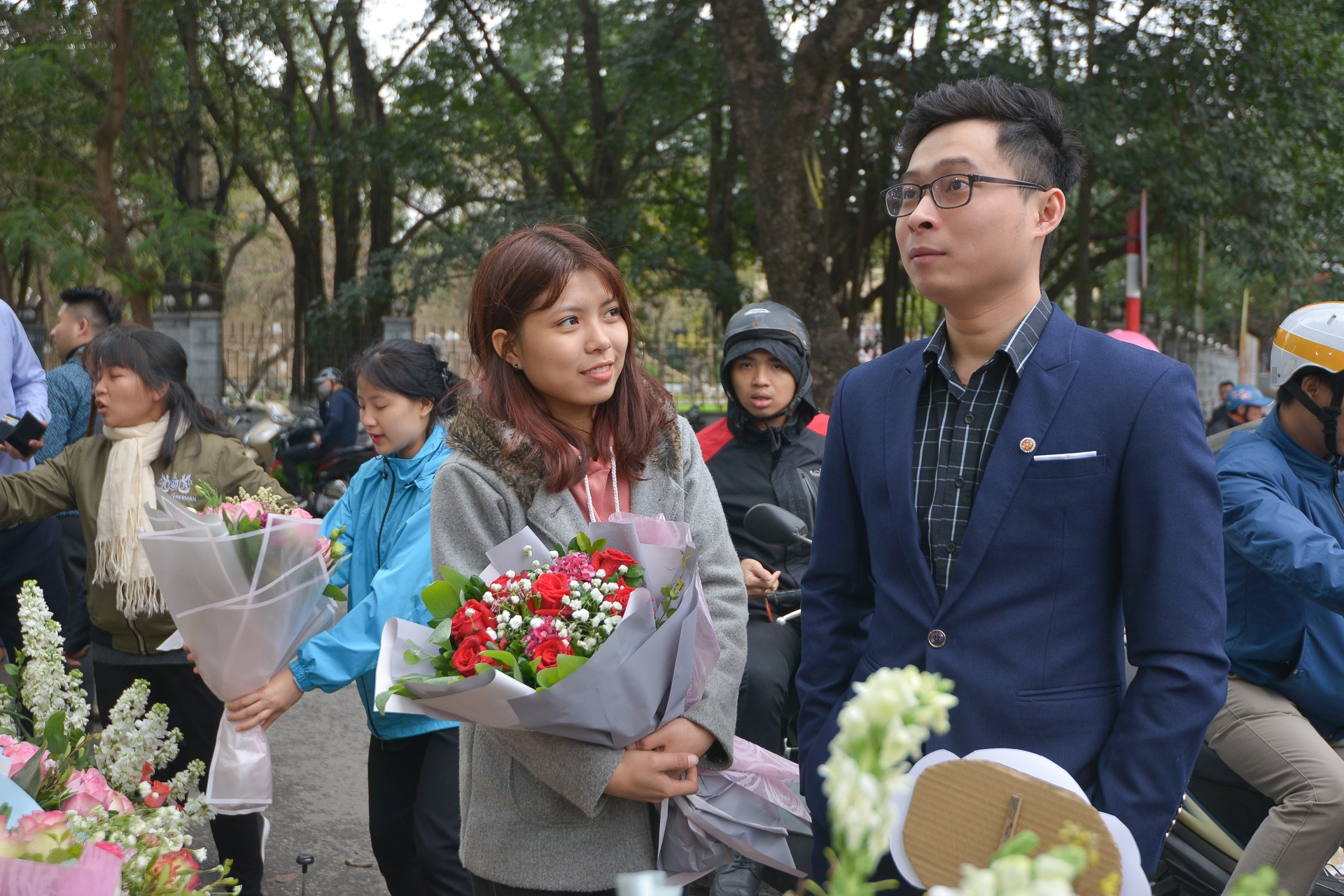 nam gioi mua qua tang ngay 8 thang 3 anh 3