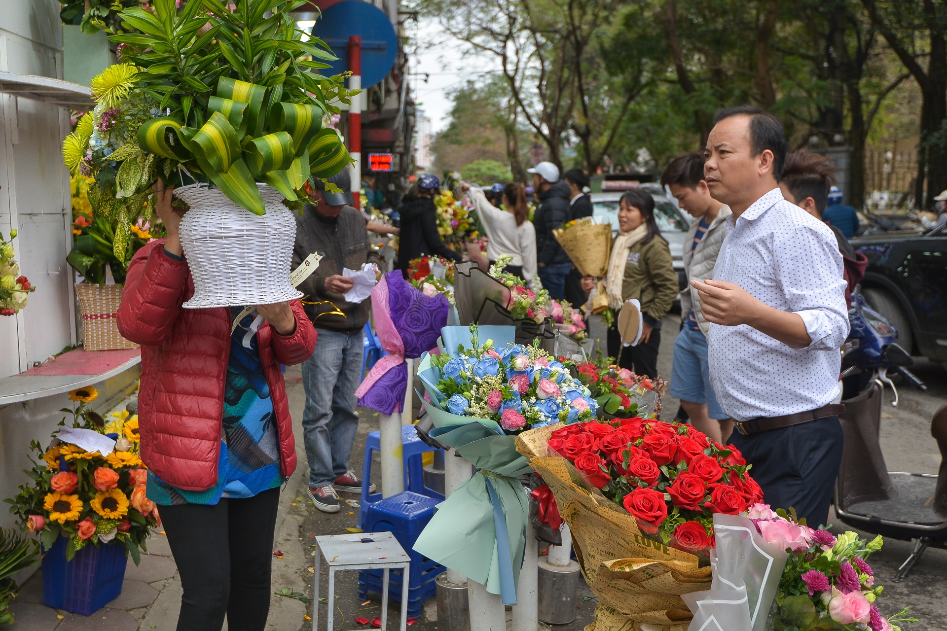 nam gioi mua qua tang ngay 8 thang 3 anh 7
