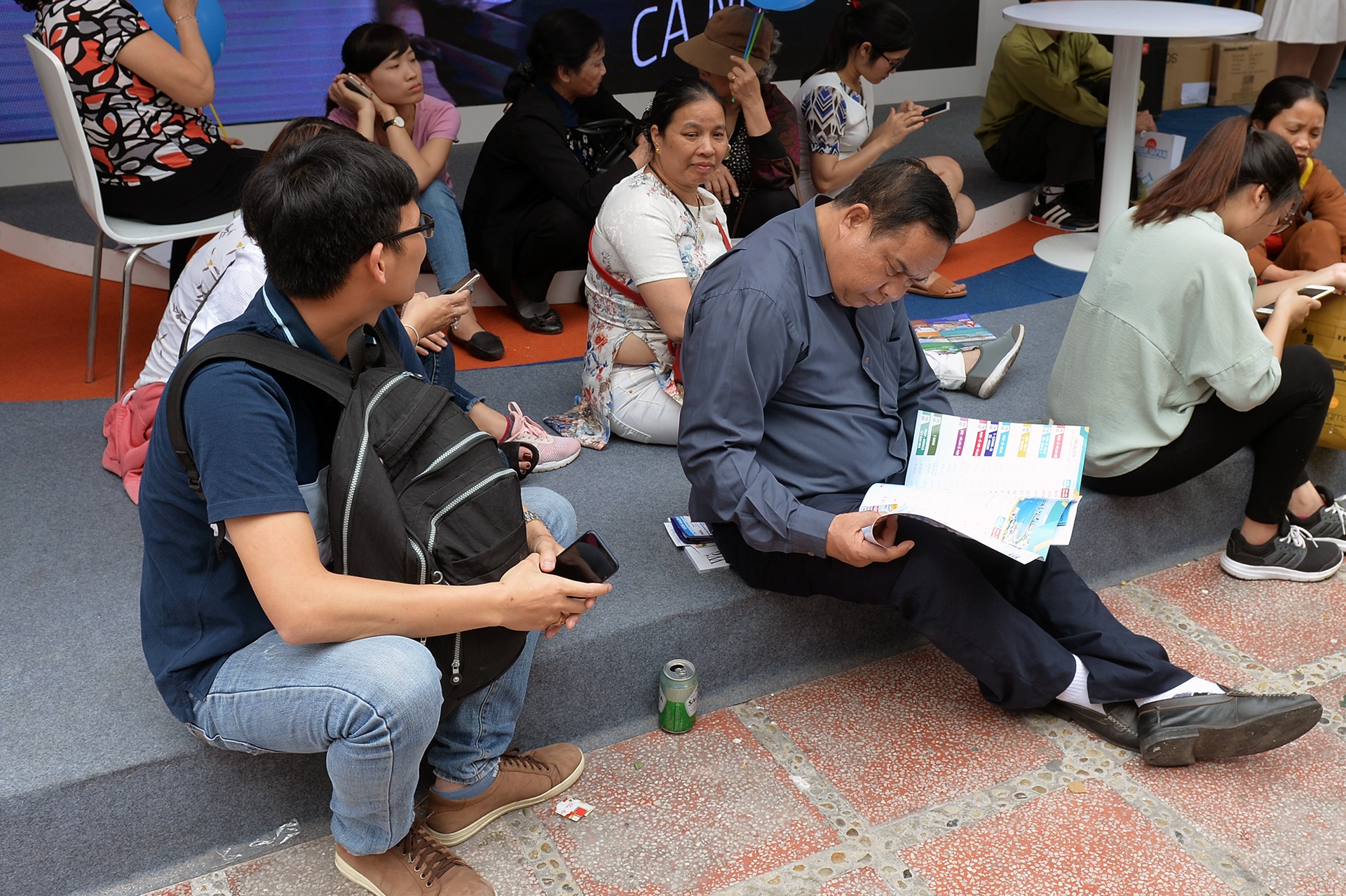 Xep hang mua ve may bay 0 dong tai hoi cho du lich hinh anh