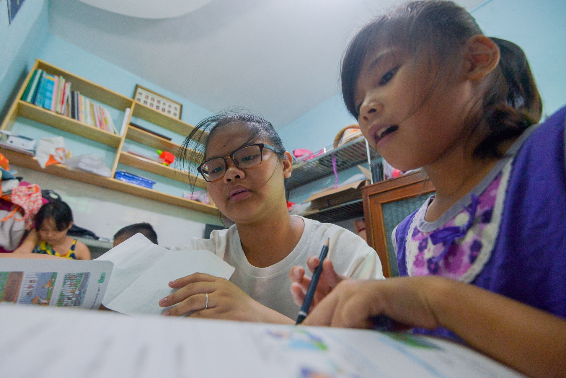 nguoi dan ong chon cat thai nhi anh 19