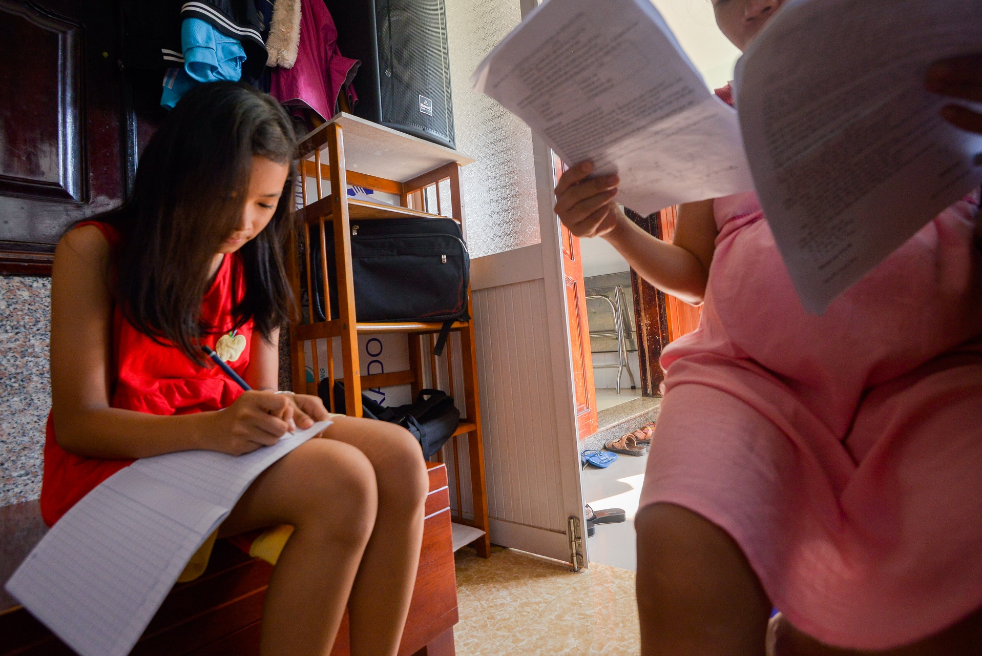 nguoi dan ong chon cat thai nhi anh 6