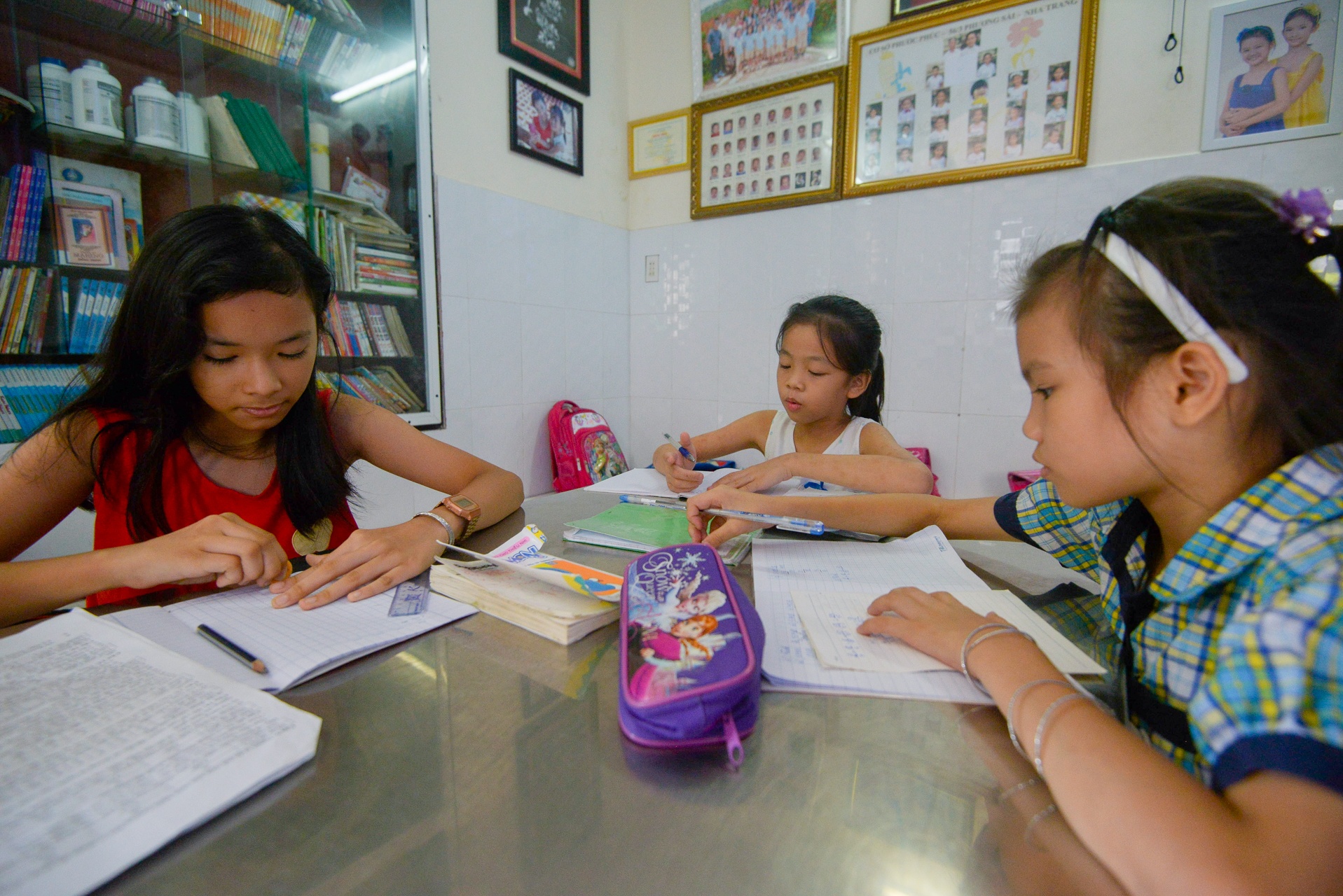 nguoi dan ong chon cat thai nhi anh 20