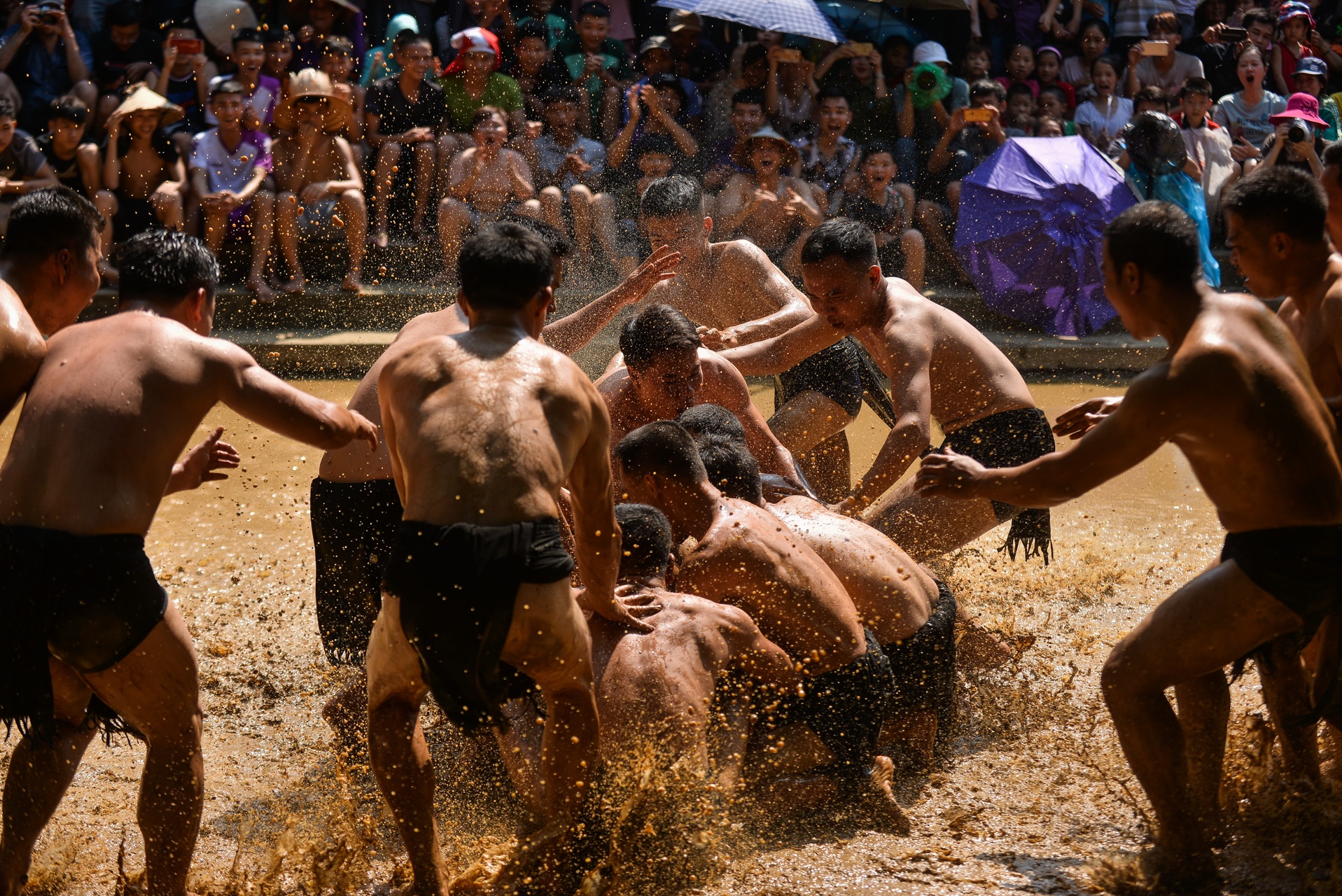 le hoi vat cau bun lang Van anh 7