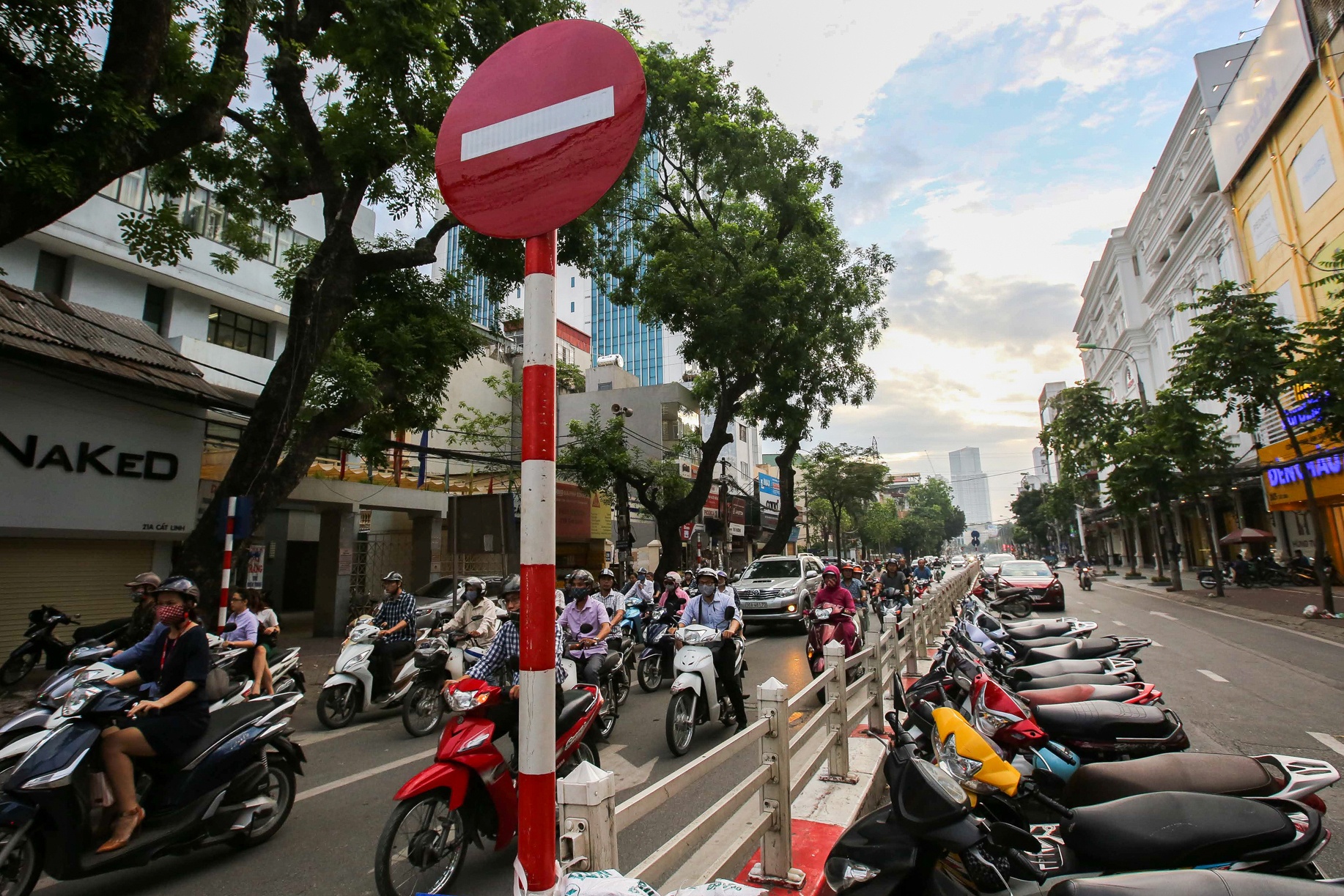 rao duong Cat Linh lam duong sat tren cao anh 9