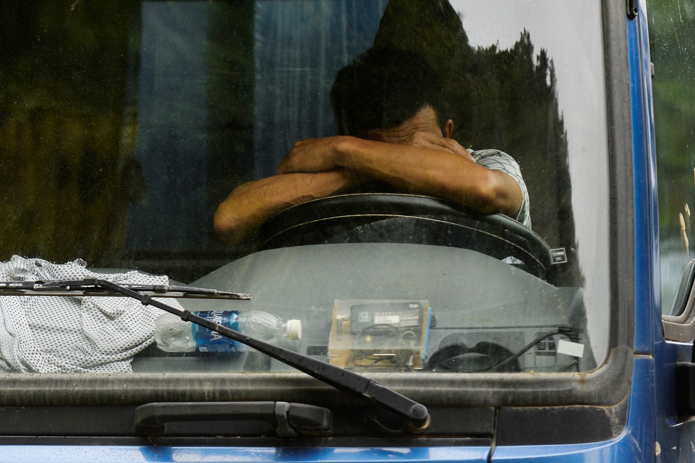 Nua ngay doi thong duong vi sat lo dat o Ha Giang hinh anh