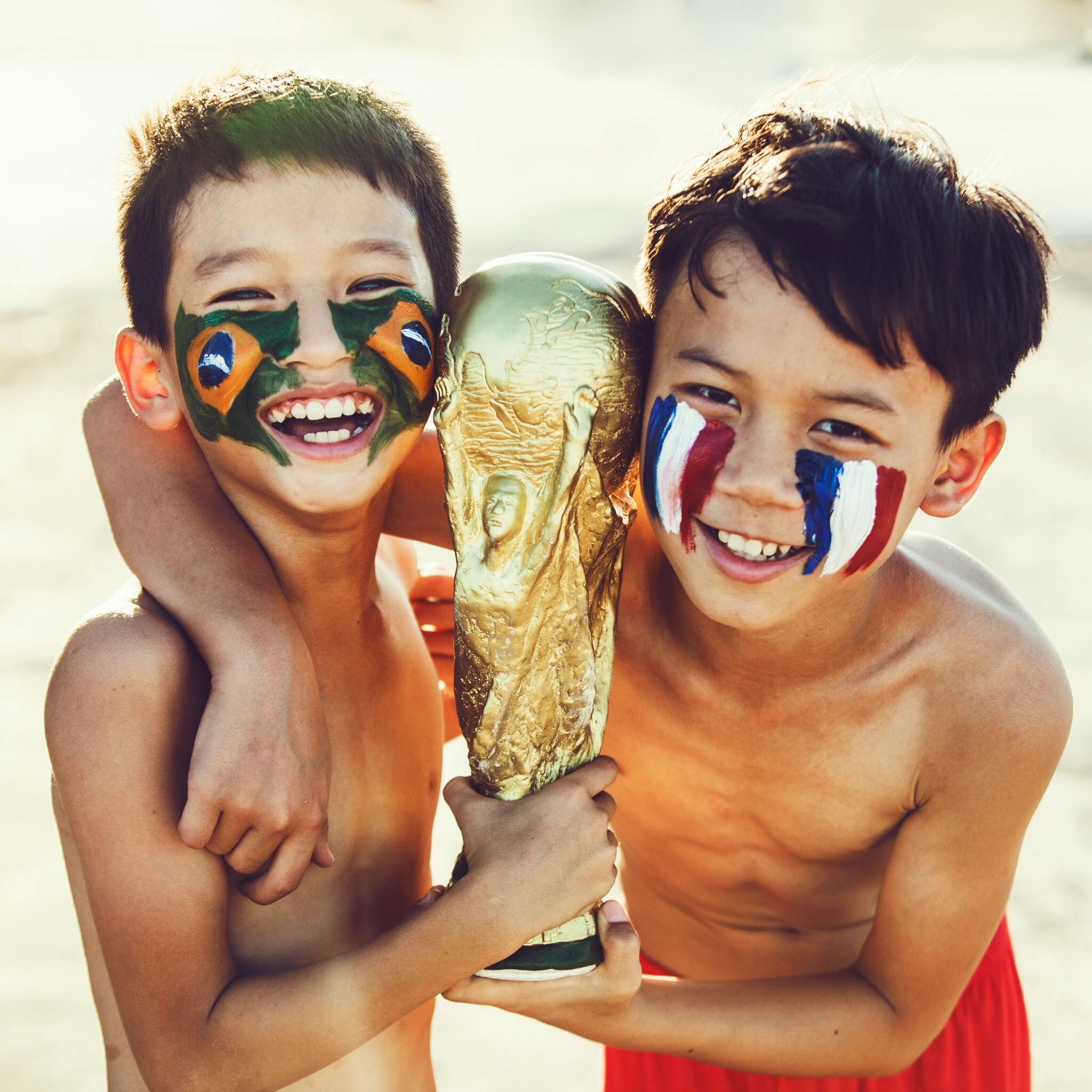 world cup ve tren lang que anh 1