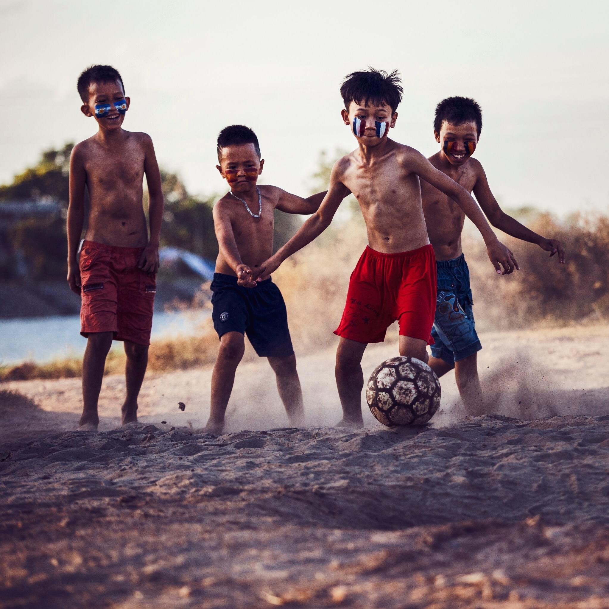 world cup ve tren lang que anh 8