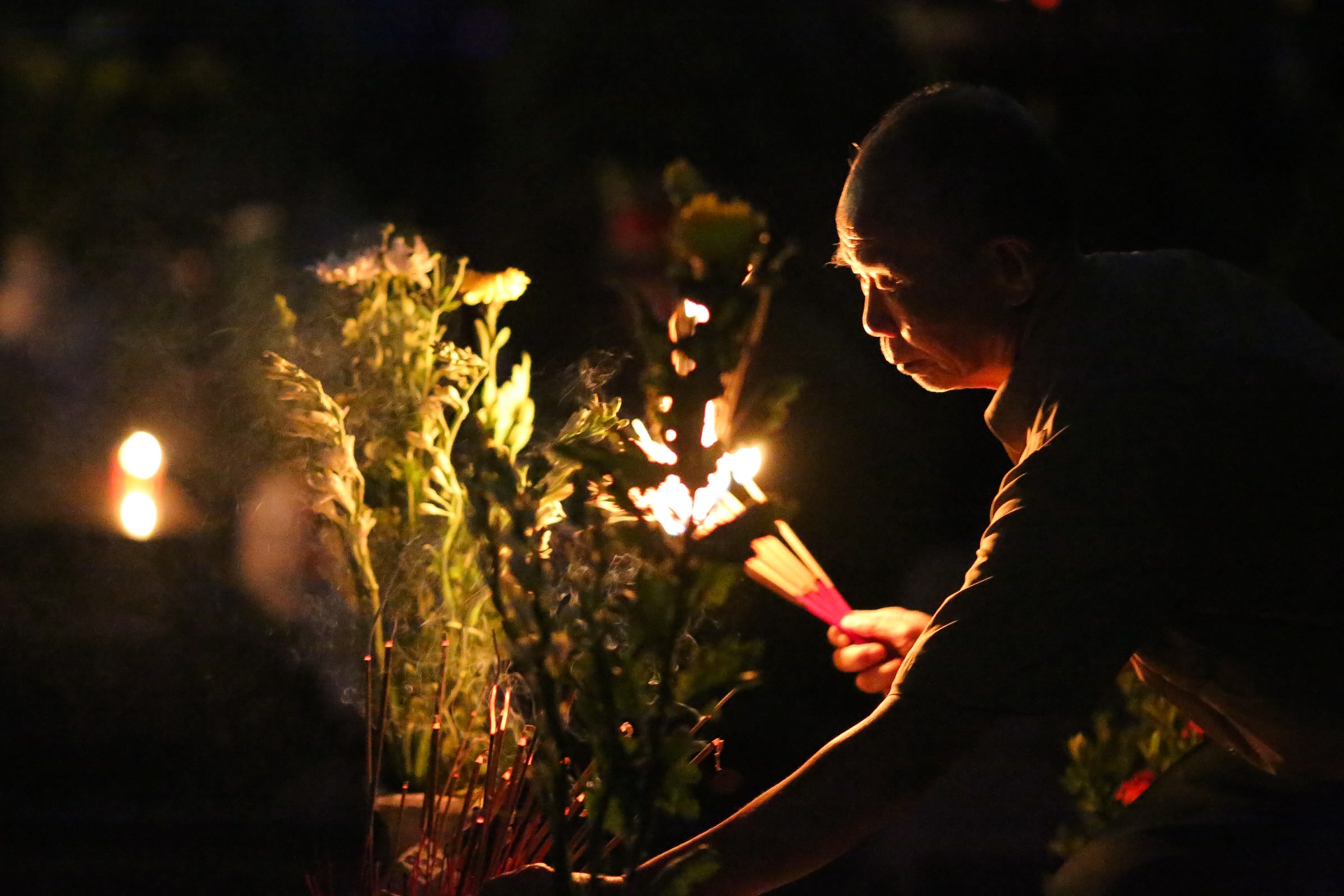 vieng nghia trang liet sy anh 7