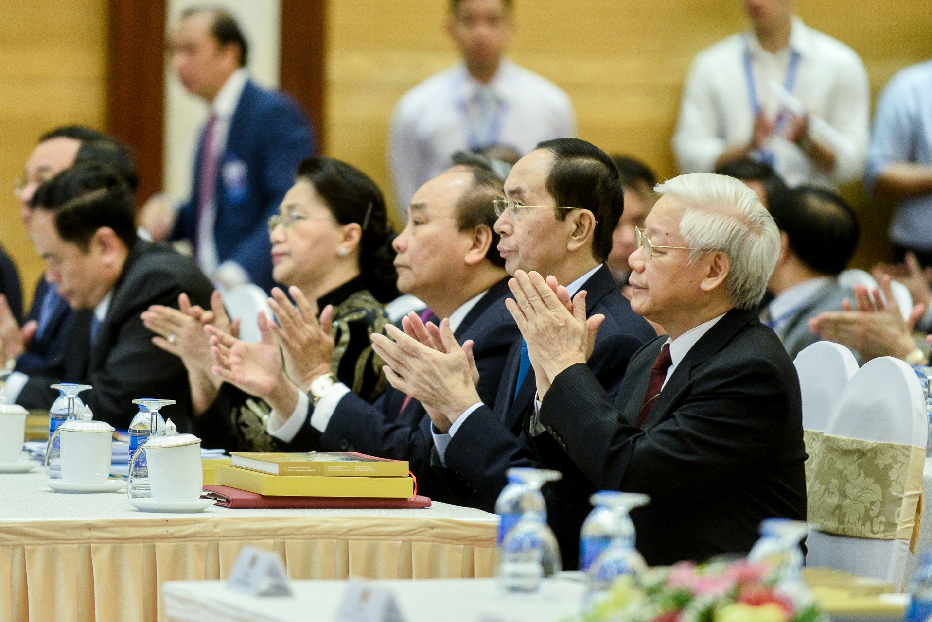 Lanh dao Dang du Hoi nghi Ngoai giao lan thu 30 anh 2