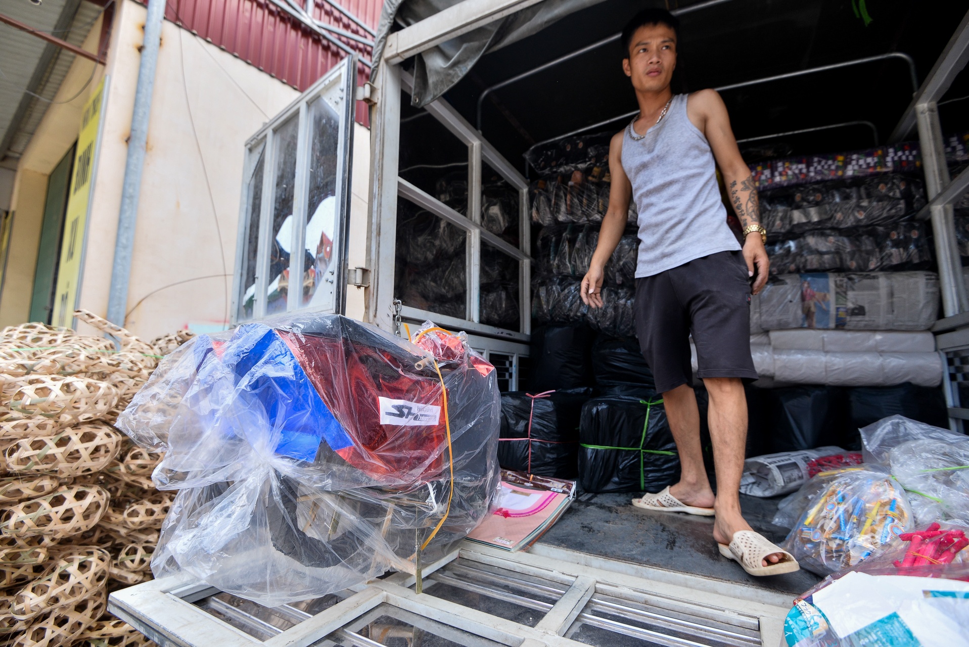 hang ma cung ram thang 7 anh 5