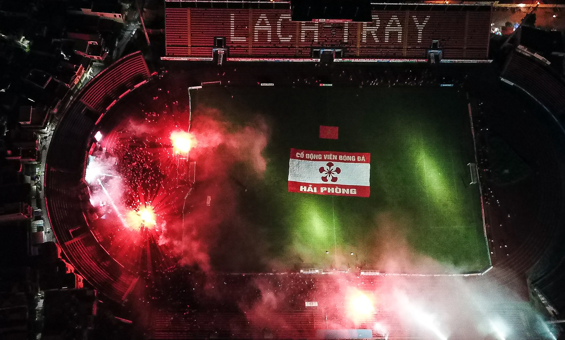 Hai Phong dot phao sang anh 1