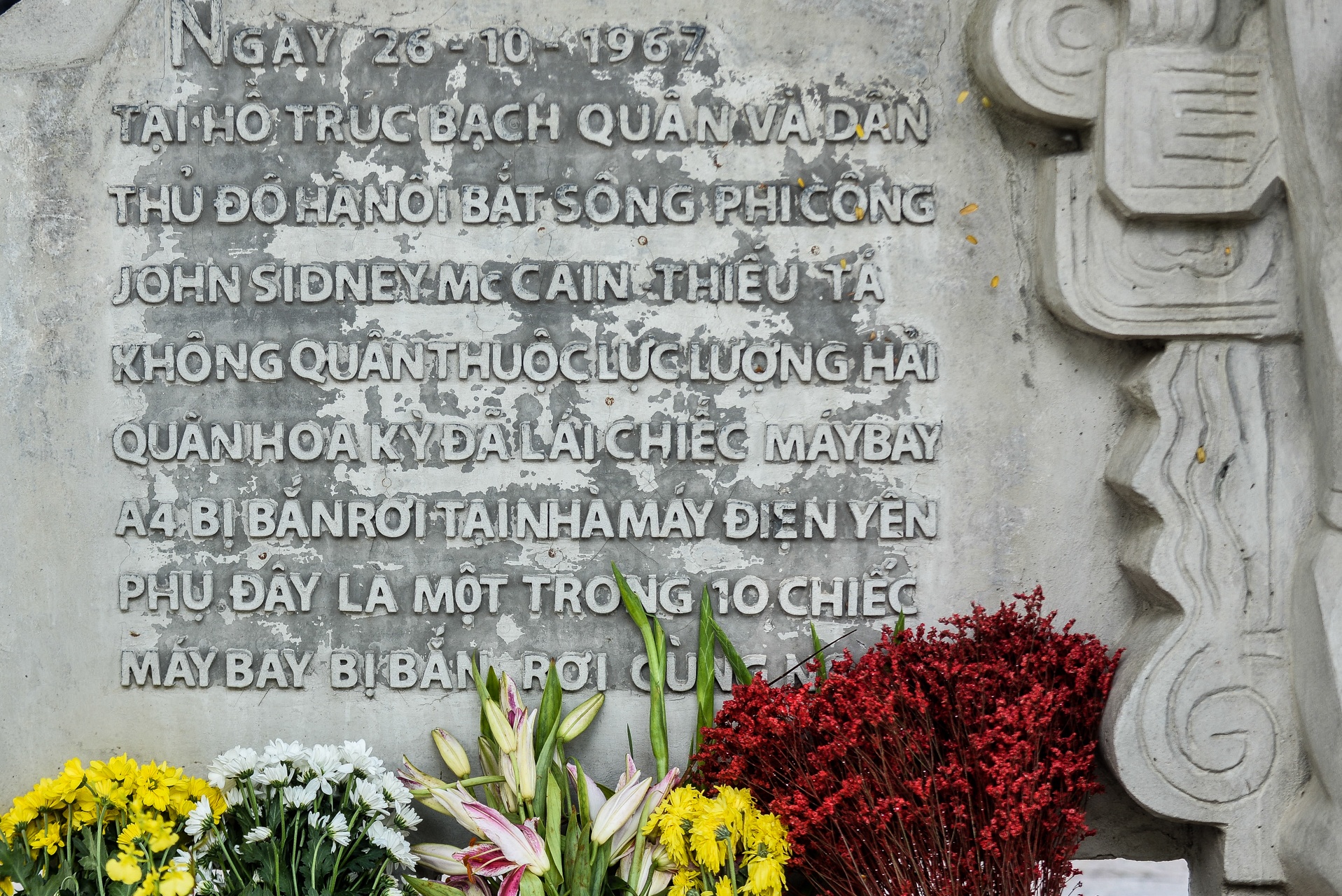 Thuong nghi si John McCain qua doi anh 2